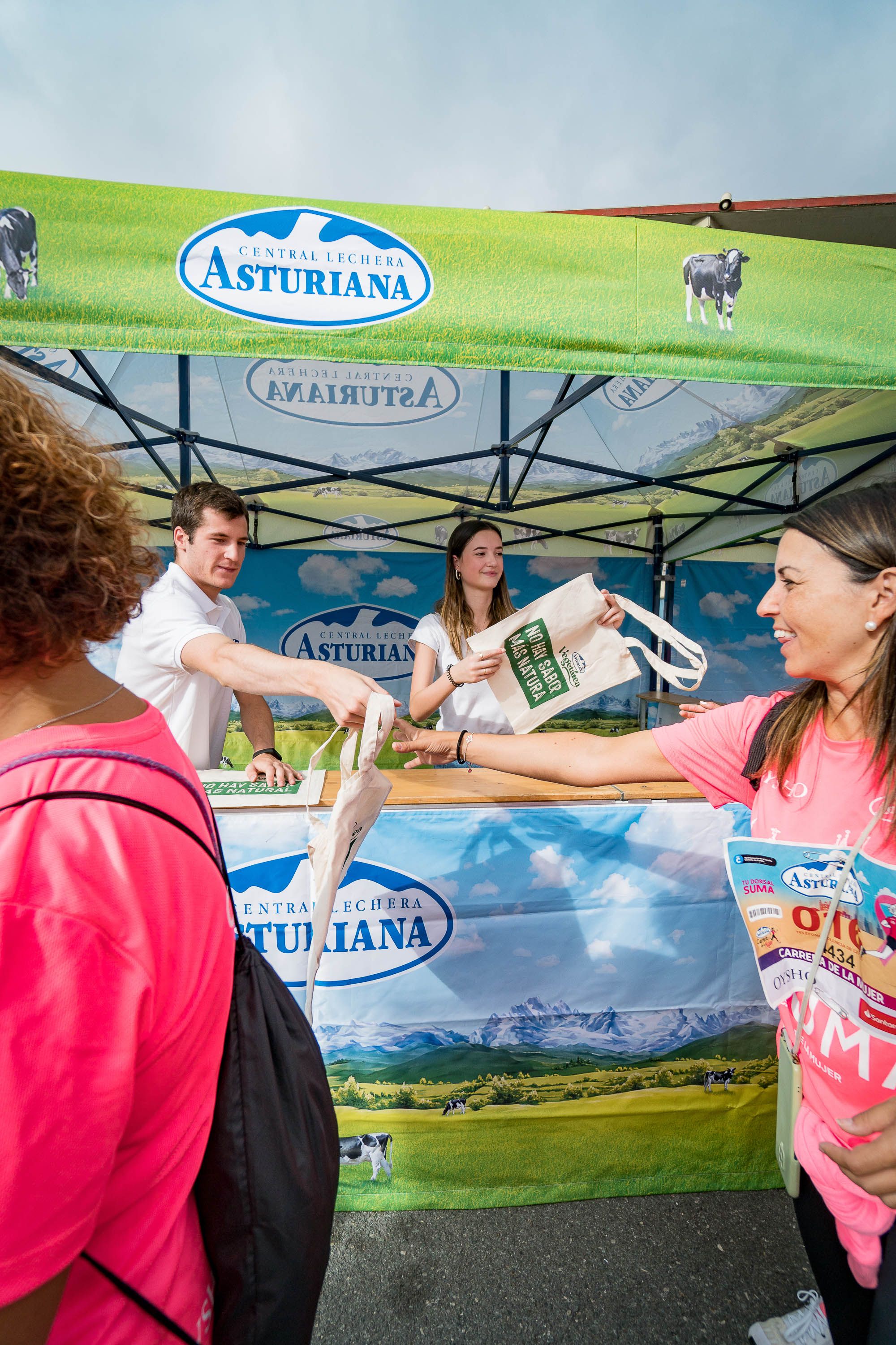 Las mejores fotos de la Carrera de la Mujer Central Lechera Asturiana de A Coruña. 429