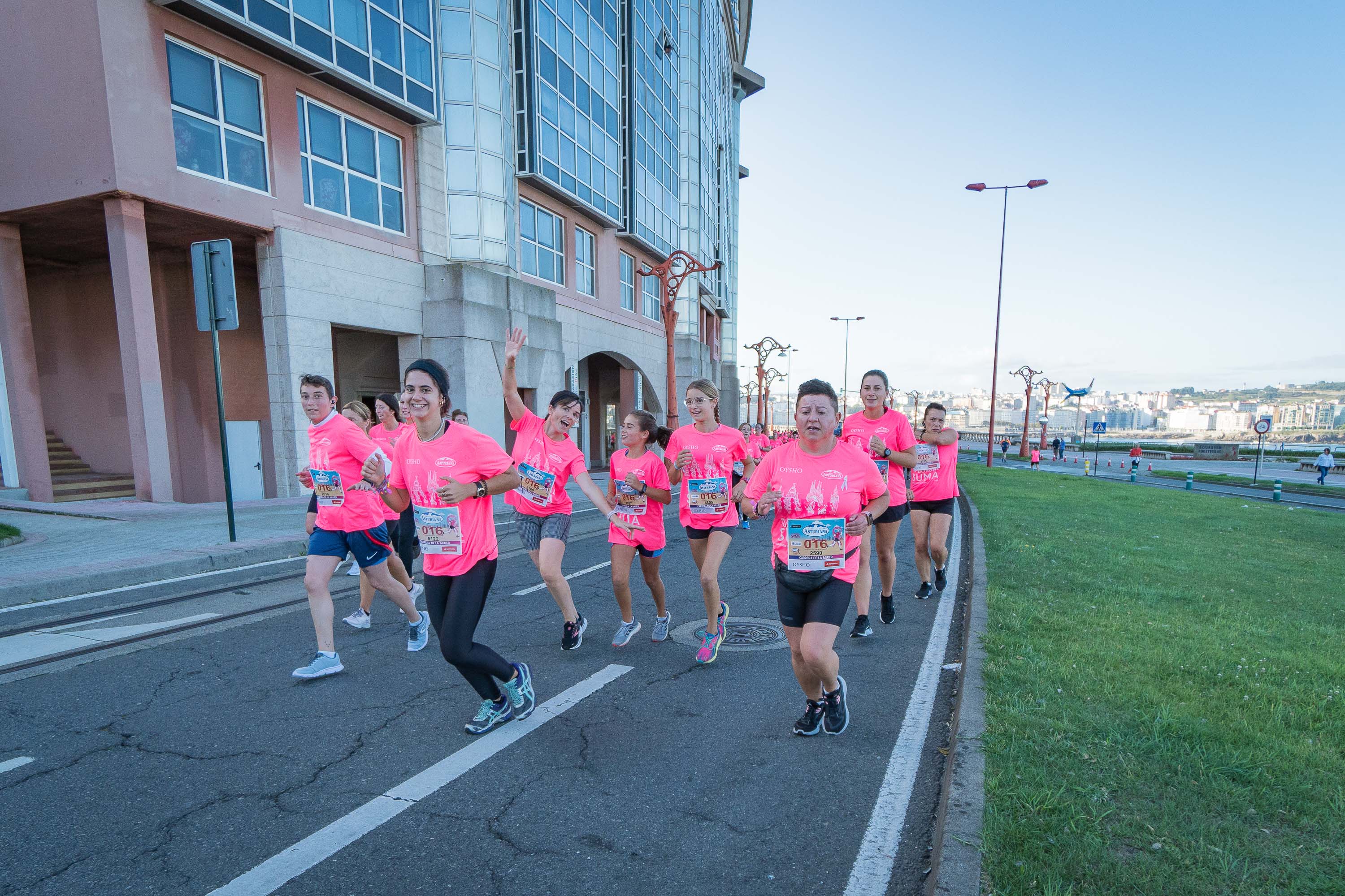 Las mejores fotos de la Carrera de la Mujer Central Lechera Asturiana de A Coruña. 171