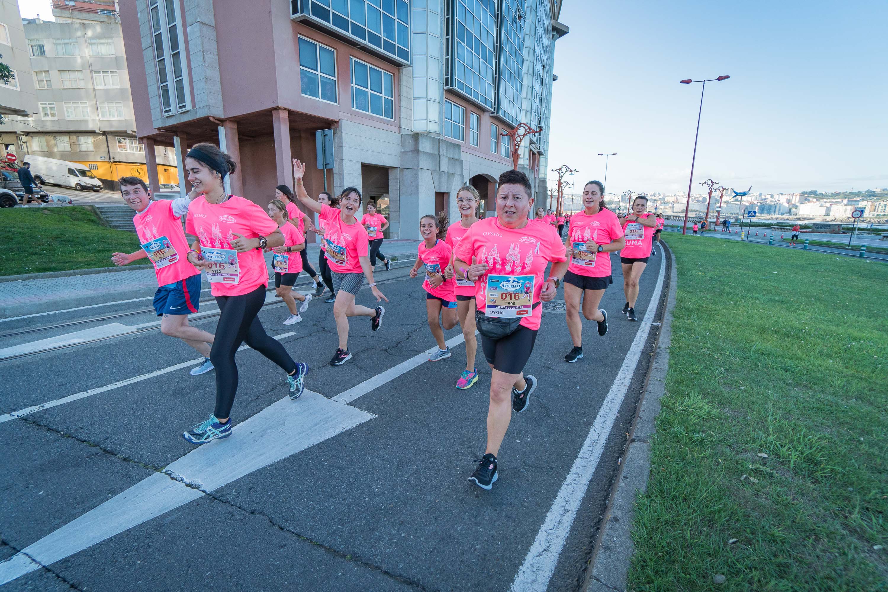 Las mejores fotos de la Carrera de la Mujer Central Lechera Asturiana de A Coruña. 172