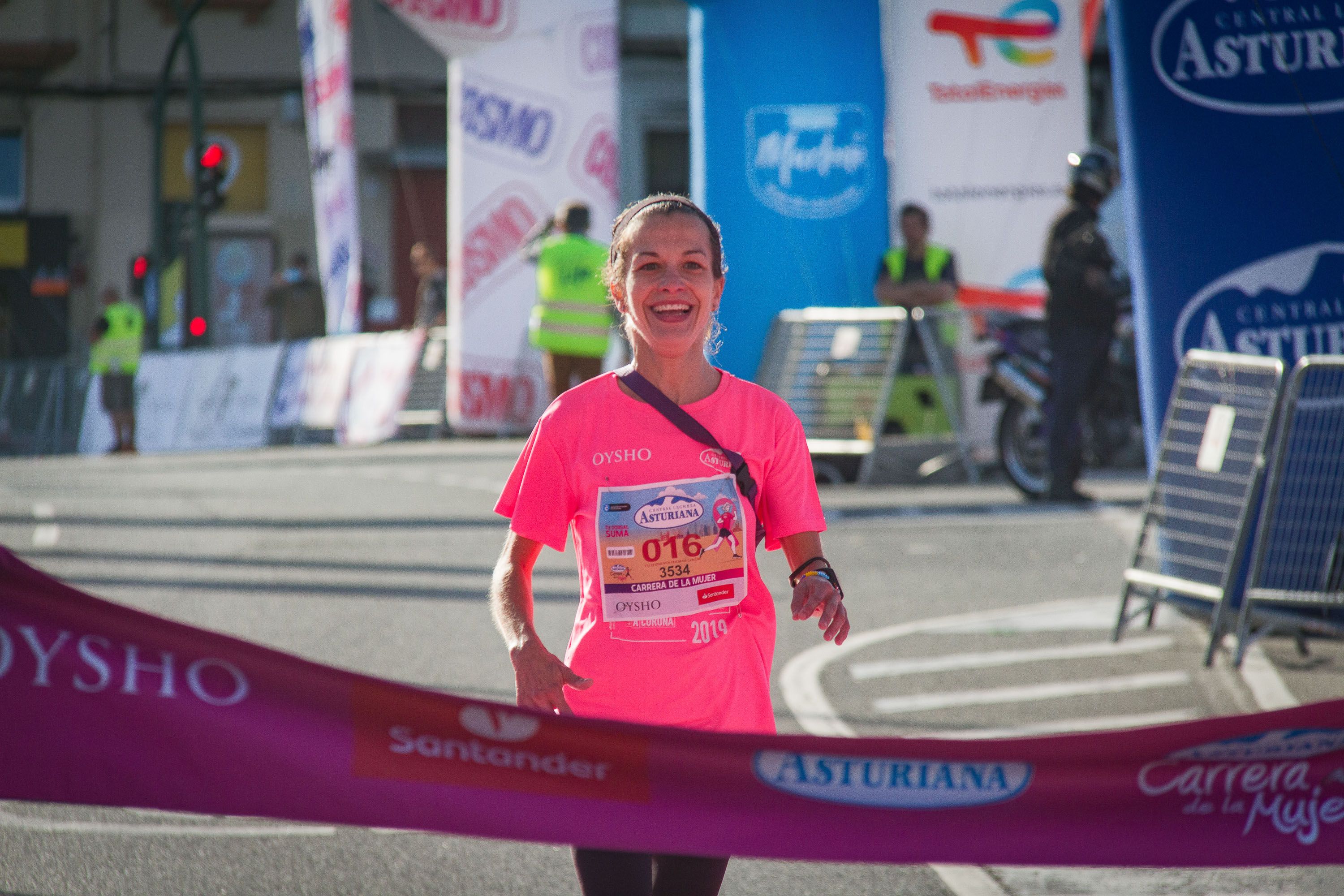 Las mejores fotos de la Carrera de la Mujer Central Lechera Asturiana de A Coruña. 200