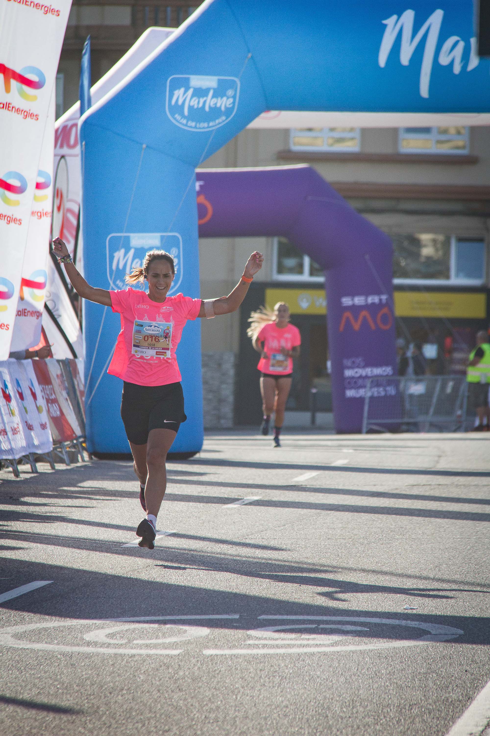 Las mejores fotos de la Carrera de la Mujer Central Lechera Asturiana de A Coruña. 211