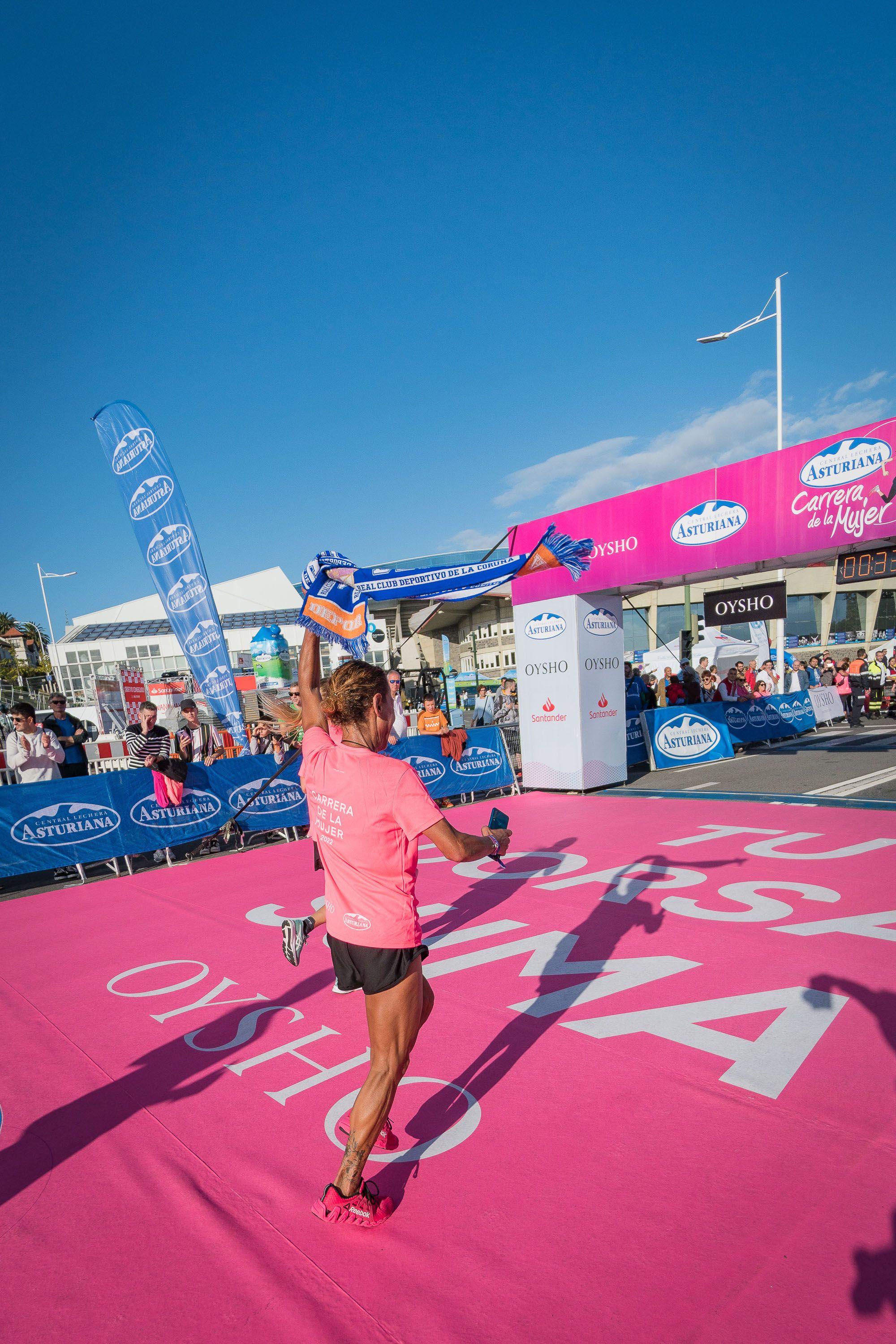 Las mejores fotos de la Carrera de la Mujer Central Lechera Asturiana de A Coruña. 230