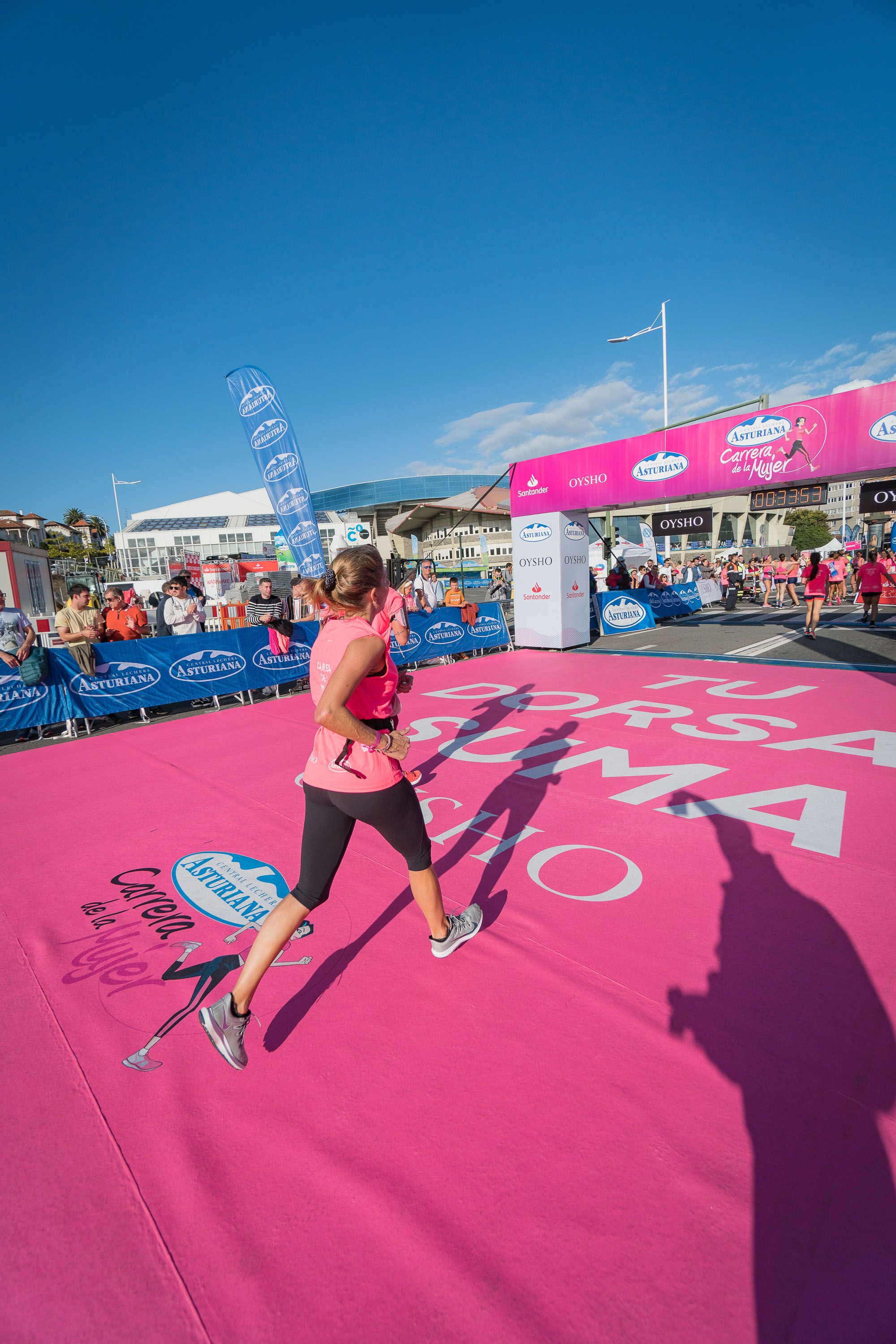Las mejores fotos de la Carrera de la Mujer Central Lechera Asturiana de A Coruña. 232
