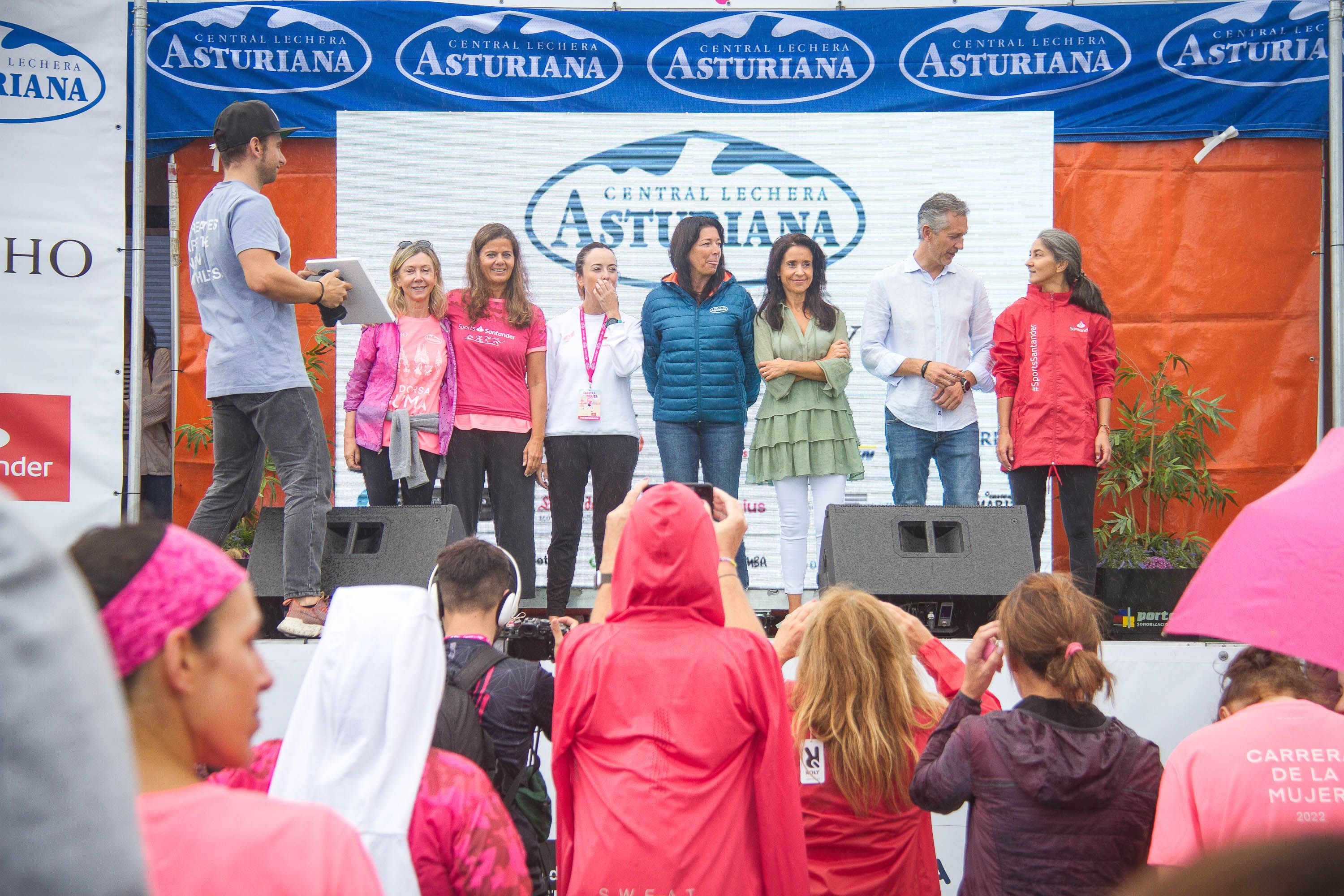 Las mejores fotos de la Carrera de la Mujer Central Lechera Asturiana de A Coruña. 534