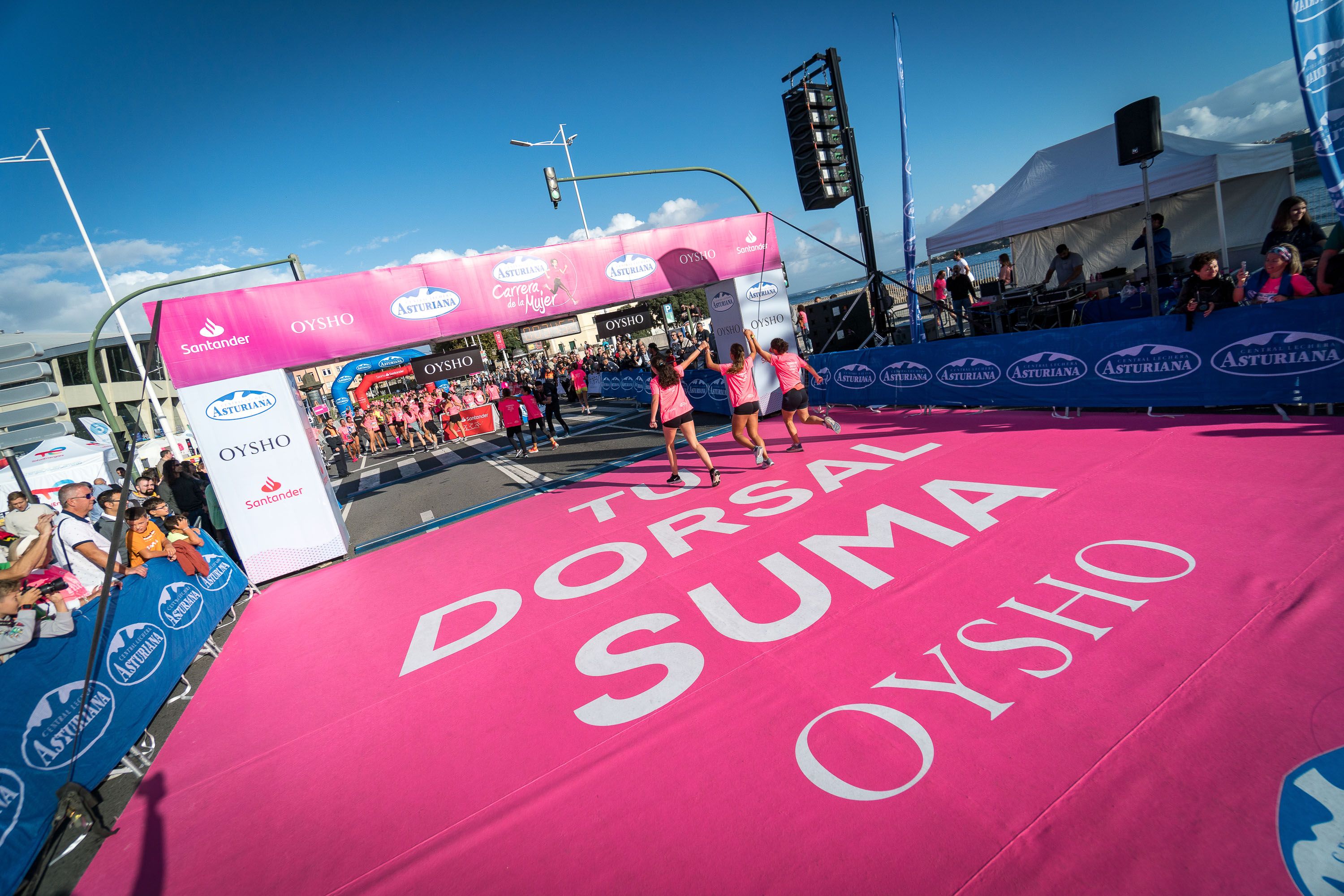 Las mejores fotos de la Carrera de la Mujer Central Lechera Asturiana de A Coruña. 247
