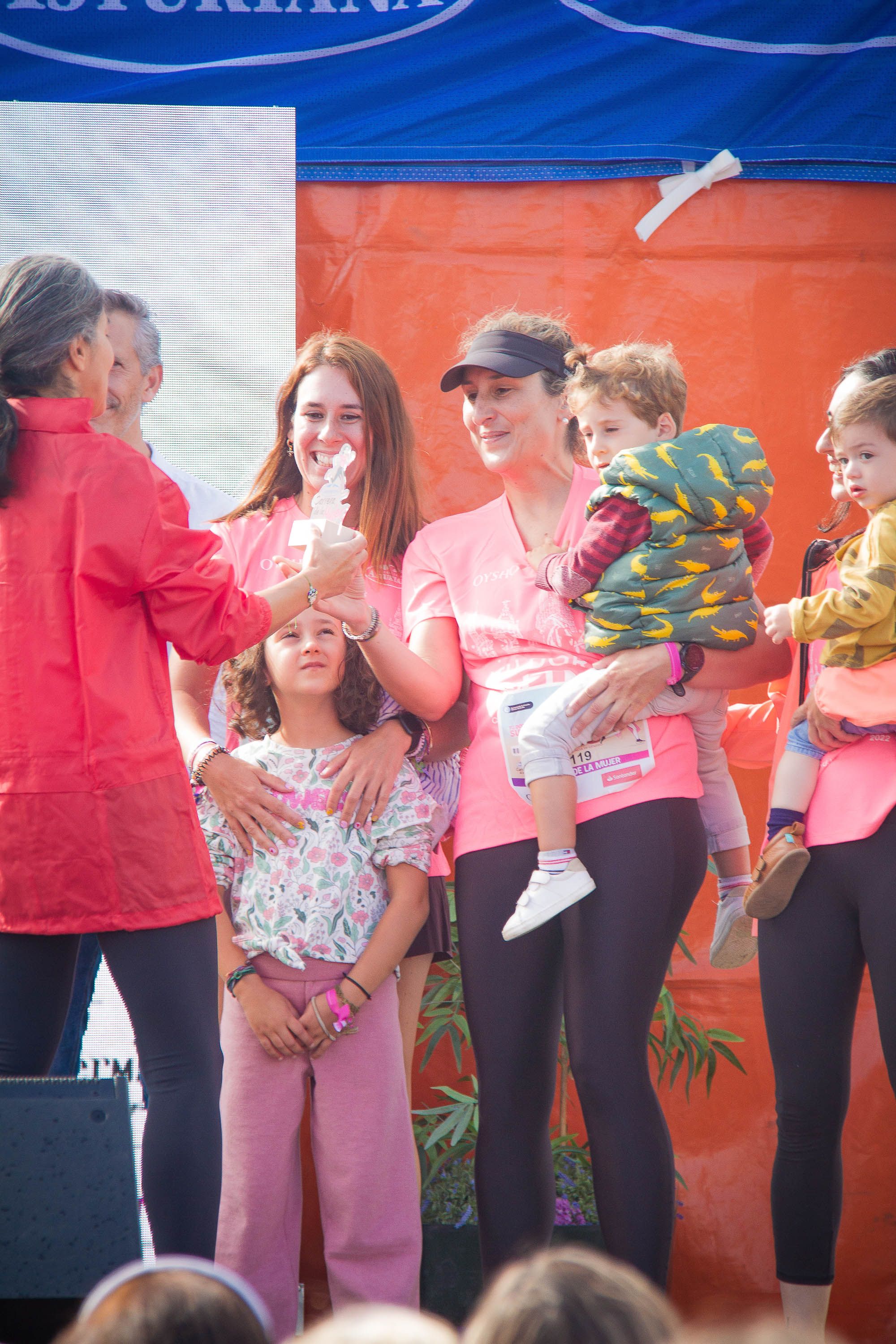 Las mejores fotos de la Carrera de la Mujer Central Lechera Asturiana de A Coruña. 568