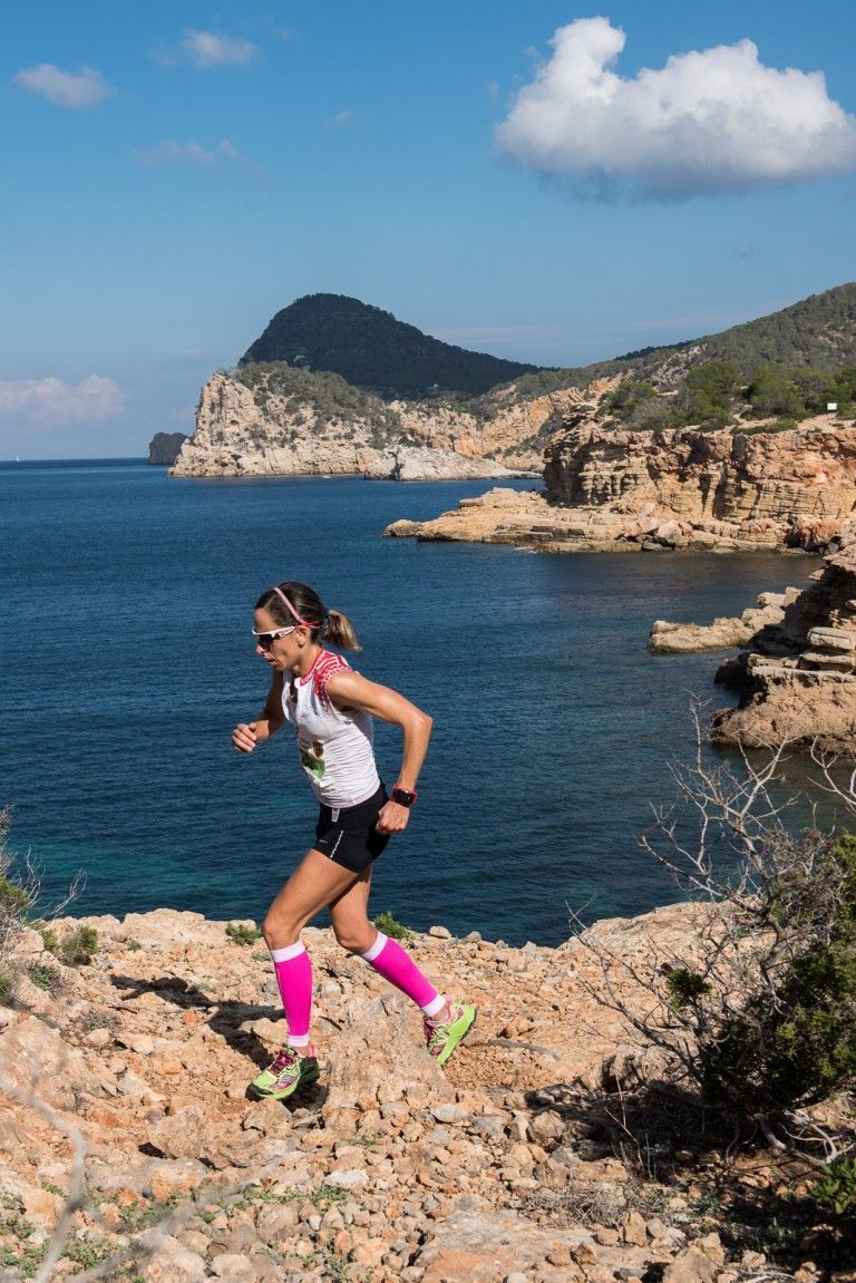 La campeona de España de maratón en 2011, Tamara Sanfabio, sigue demostrando amor por las zancadas; dentro y fuera del asfalto.