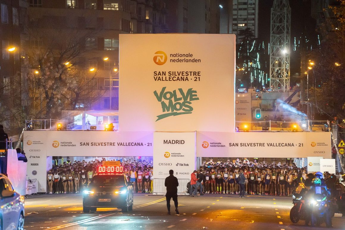 Una preciosa imagen de la San Silvestre Vallecana internacional \ Foto: Last Lap