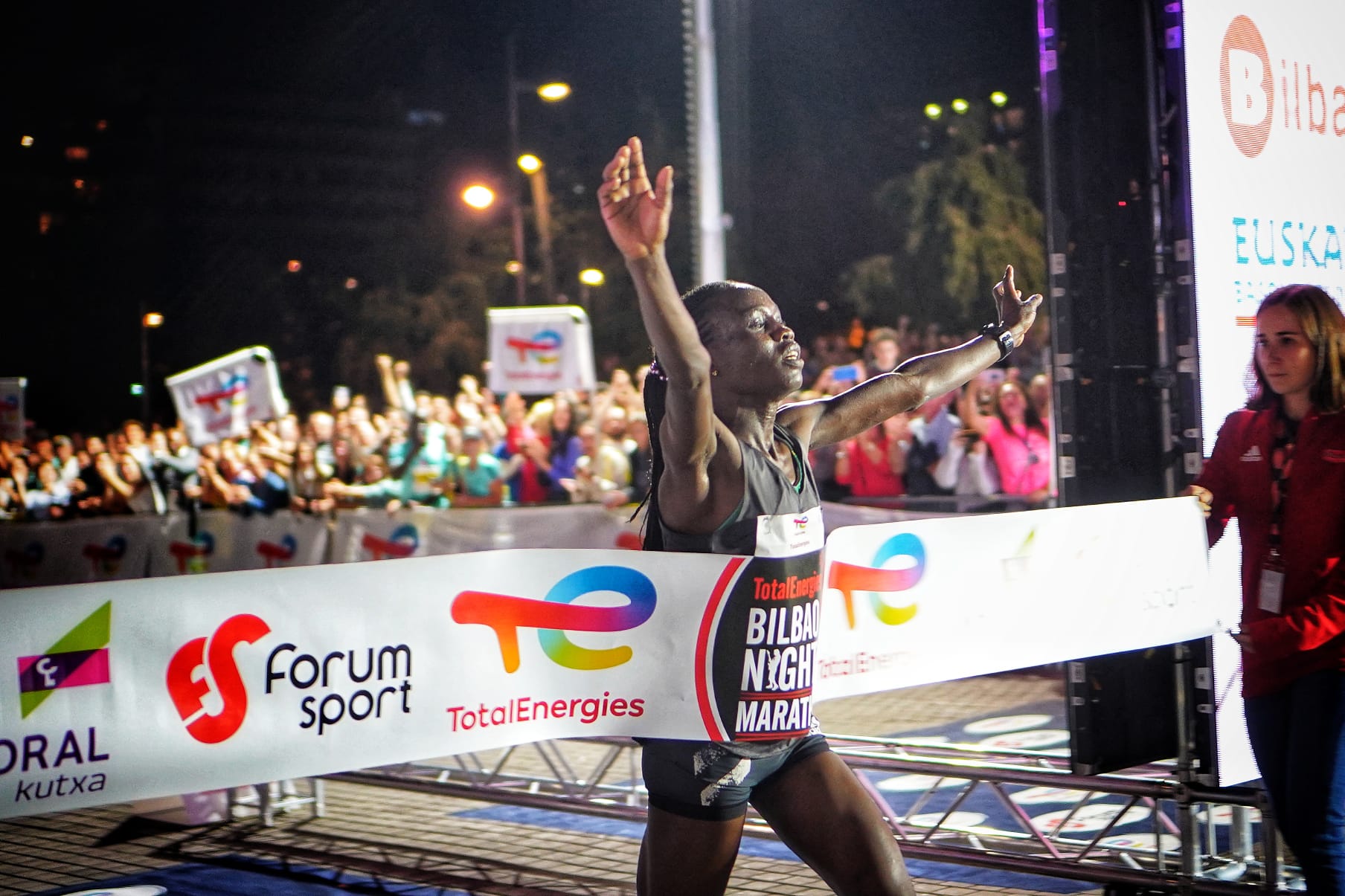 Beatrice Jelagat gana el TotalEnergies Bilbao Marathon