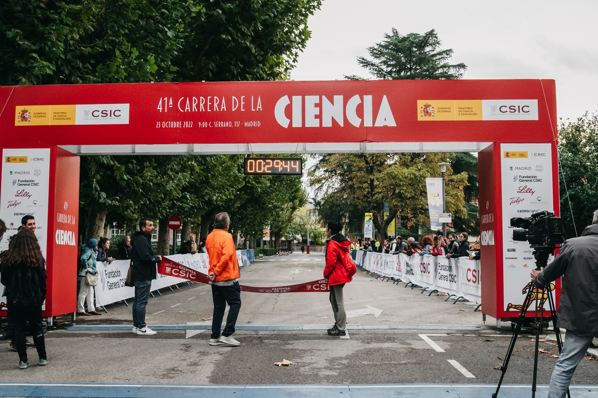 Todas las fotos de meta de la Carrera de la Ciencia 2022. (33)