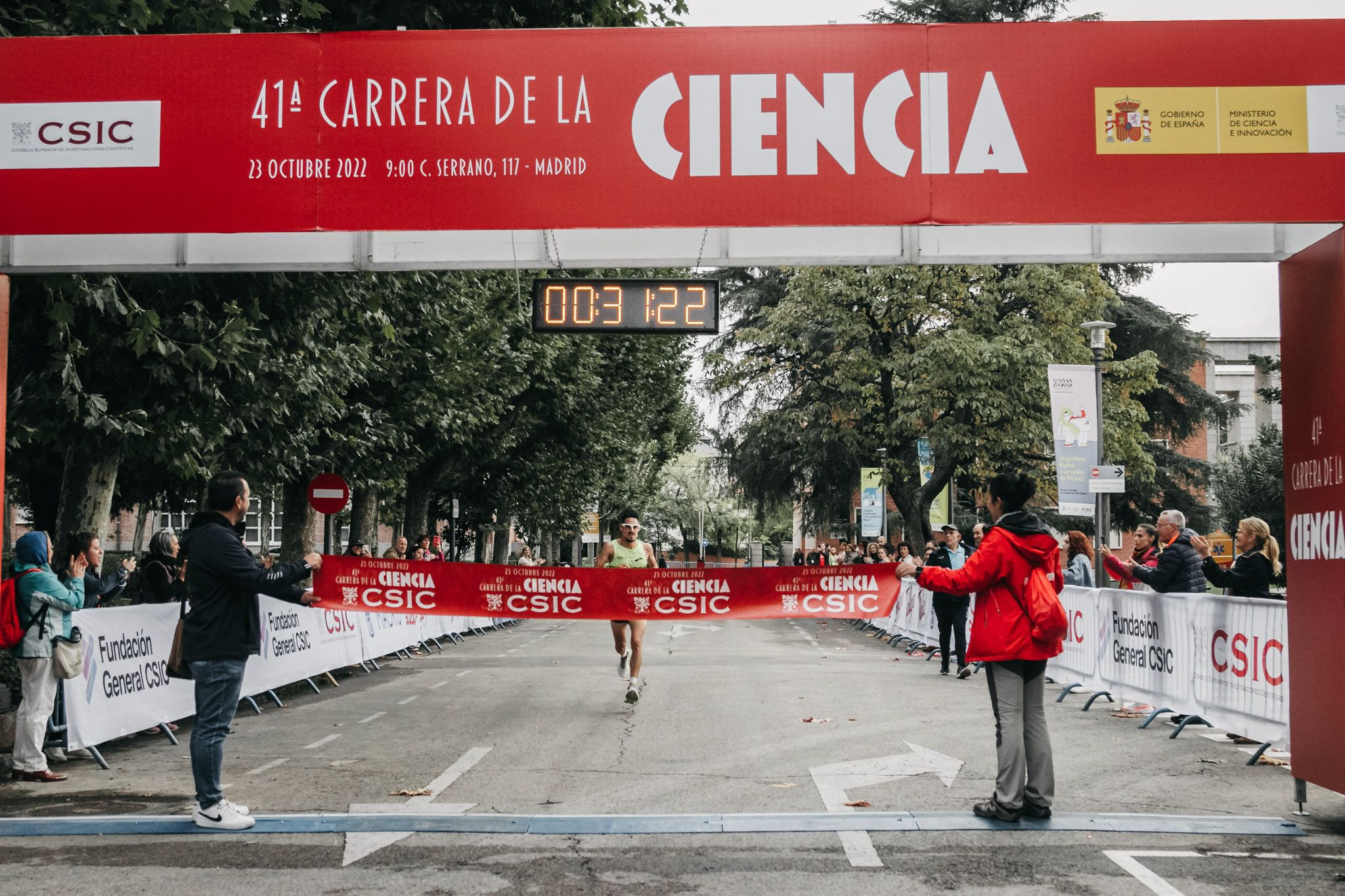 Todas las fotos de meta de la Carrera de la Ciencia 2022. (41)