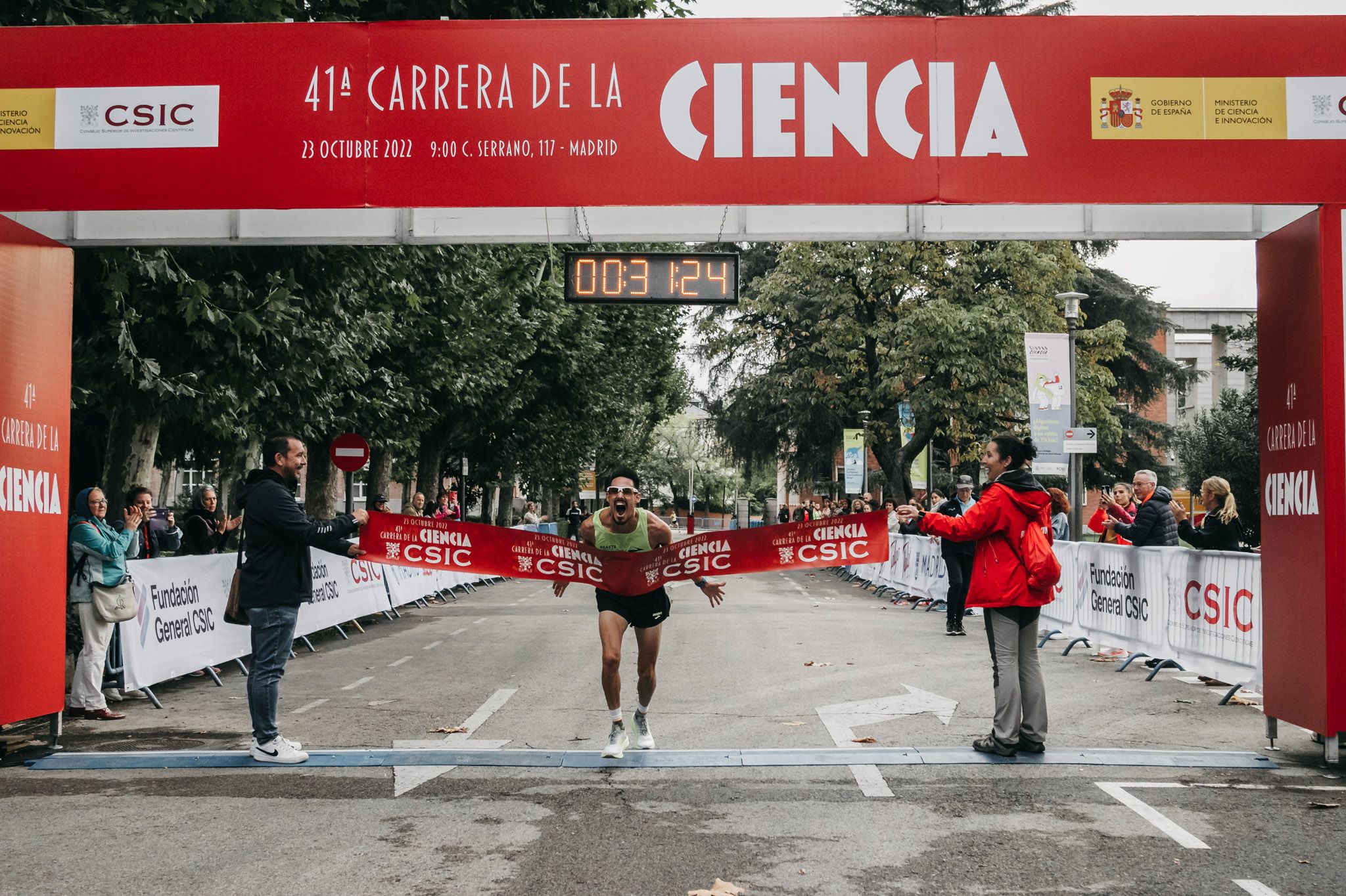Todas las fotos de meta de la Carrera de la Ciencia 2022. (43)