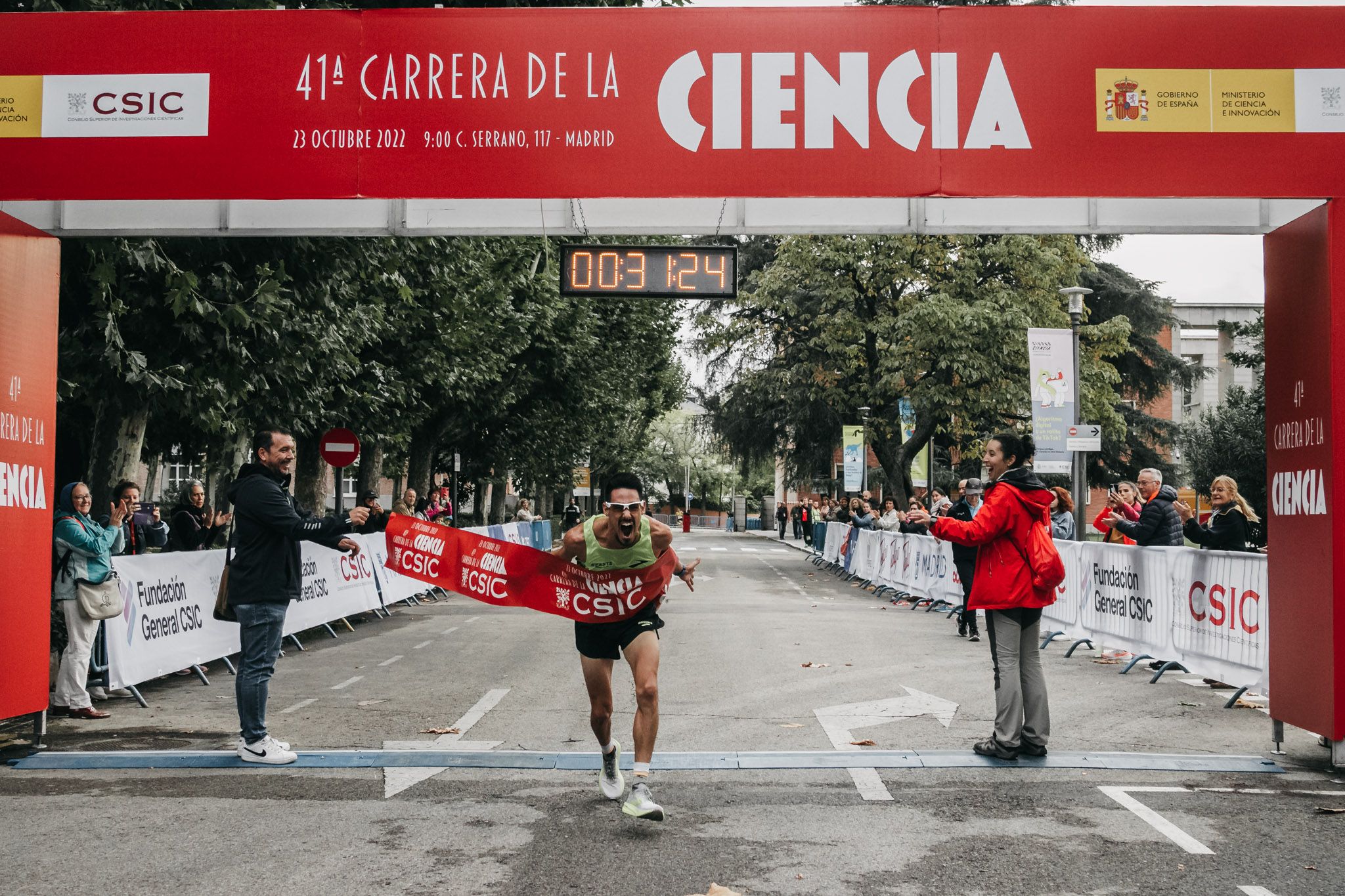 Todas las fotos de meta de la Carrera de la Ciencia 2022. (45)