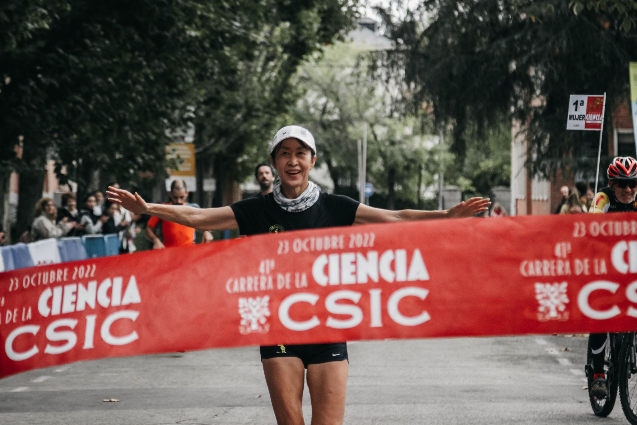 Todas las fotos de meta de la Carrera de la Ciencia 2022. (279)