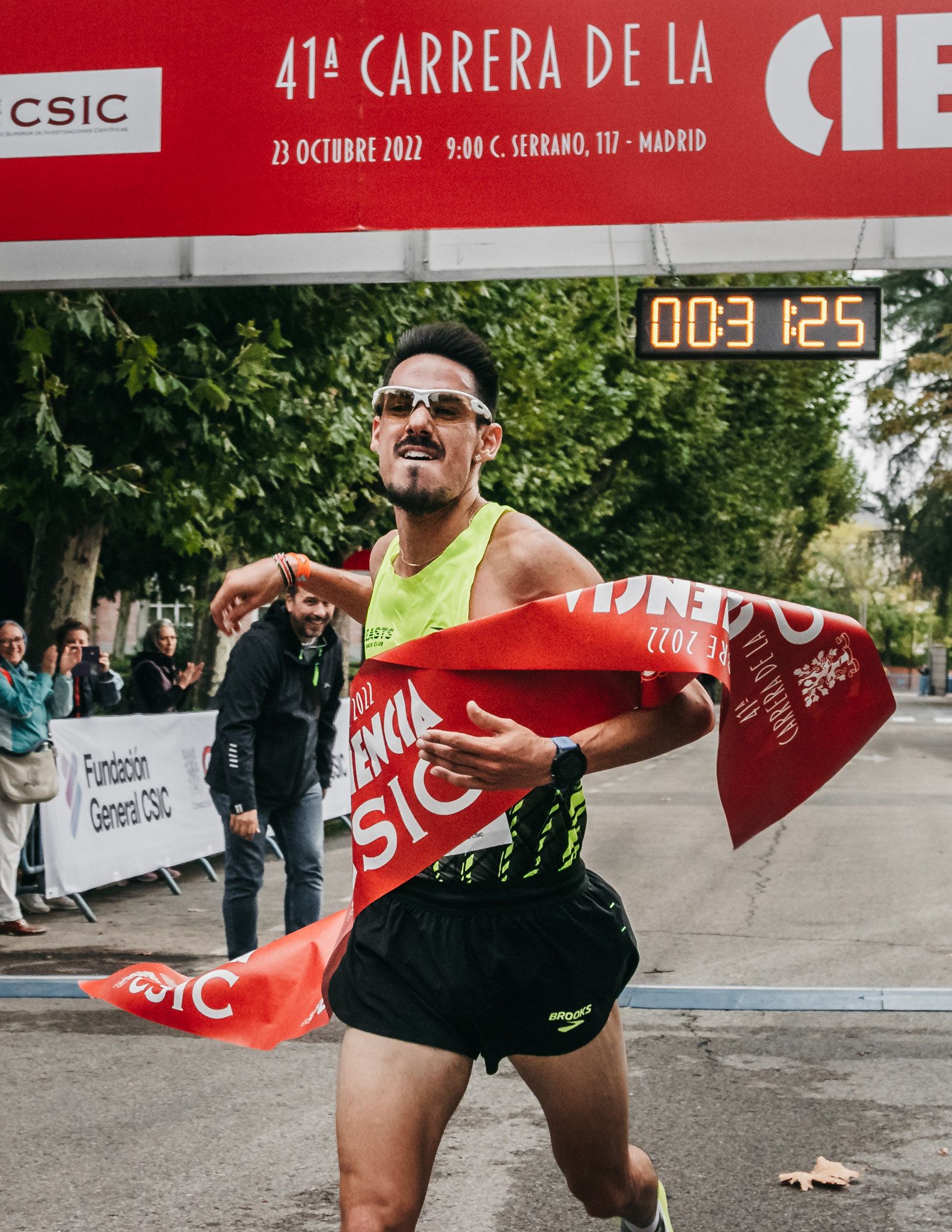 Todas las fotos de meta de la Carrera de la Ciencia 2022. (51)