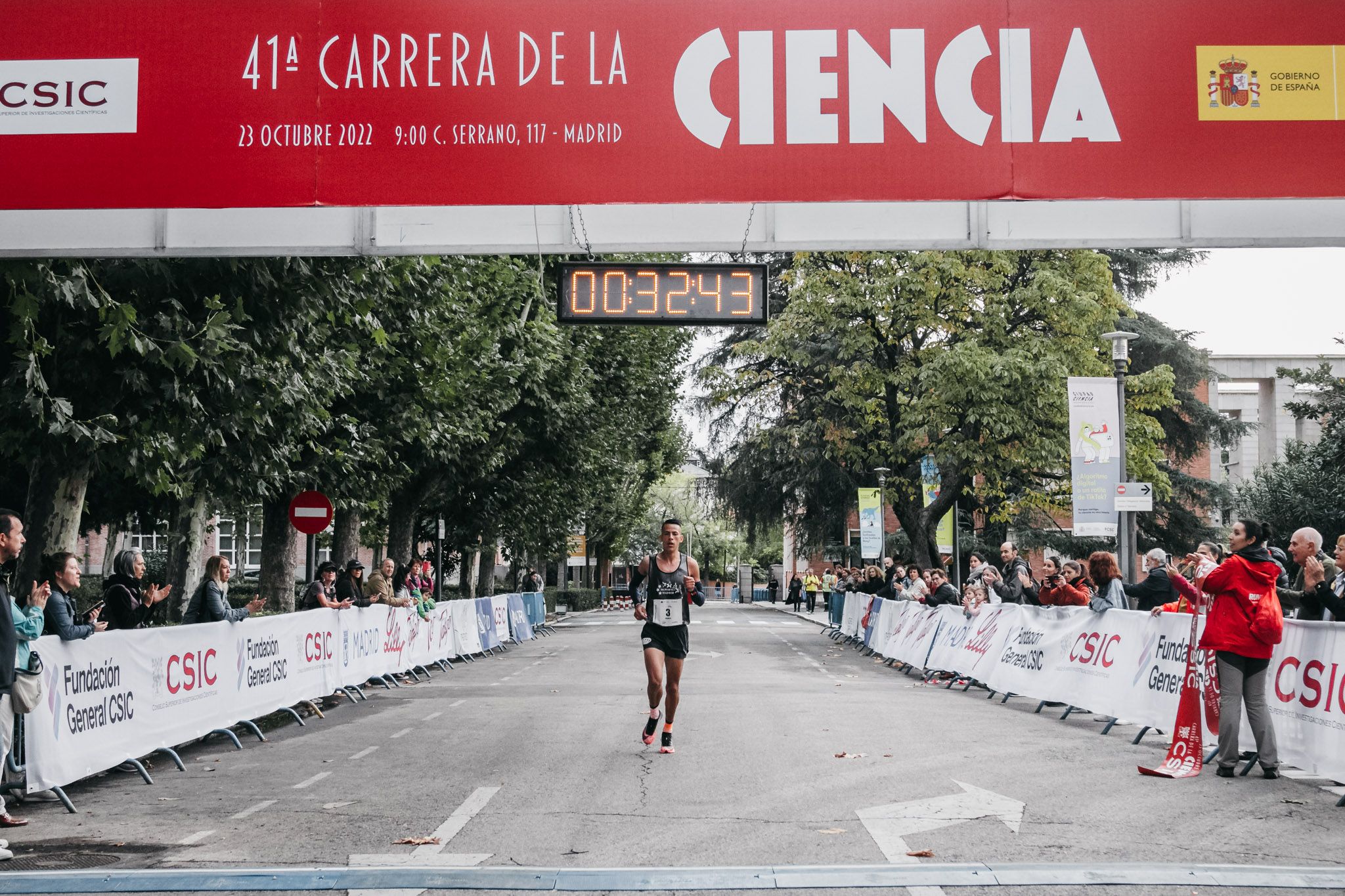 Todas las fotos de meta de la Carrera de la Ciencia 2022. (79)