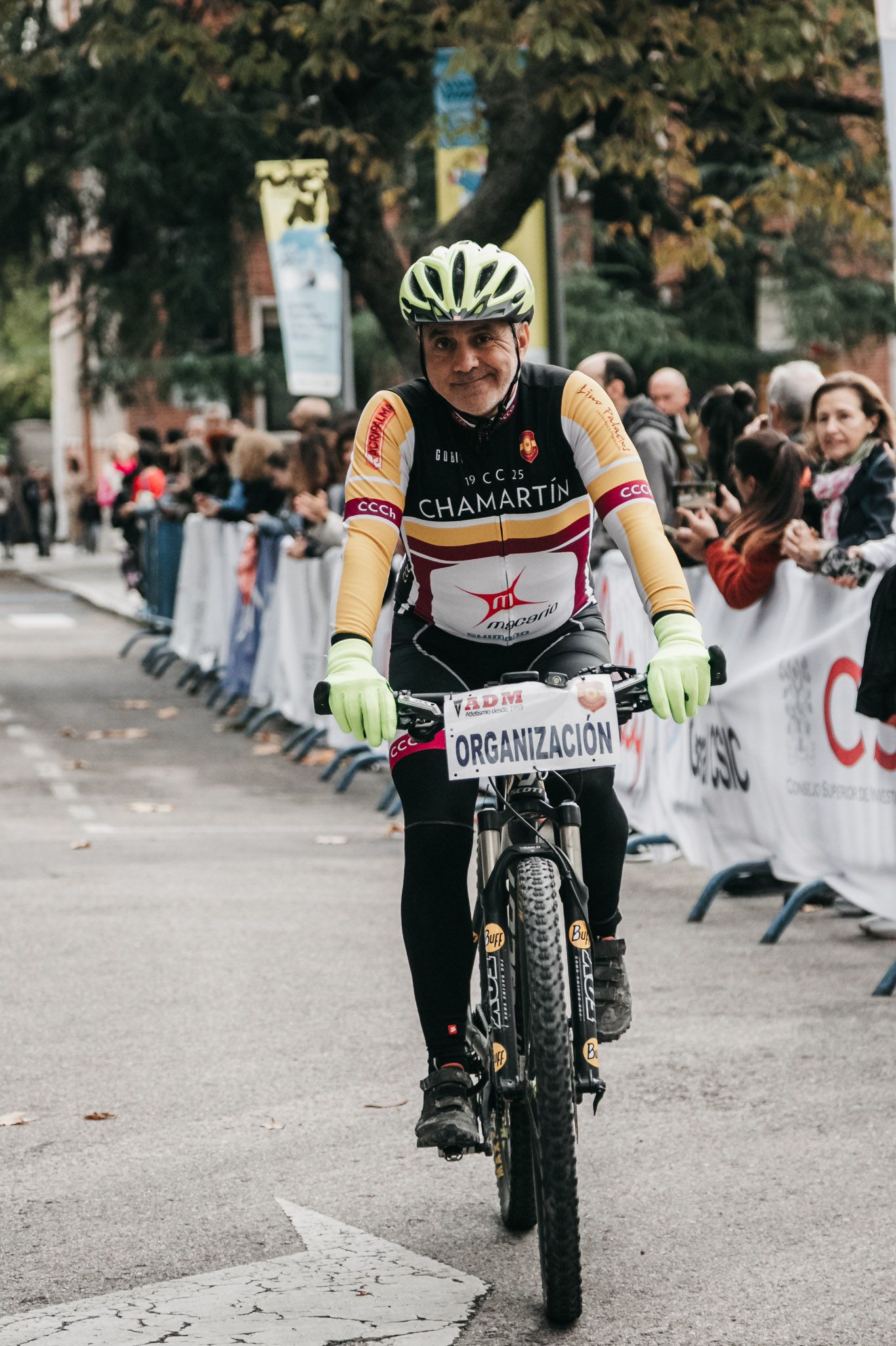 Todas las fotos de meta de la Carrera de la Ciencia 2022. (325)
