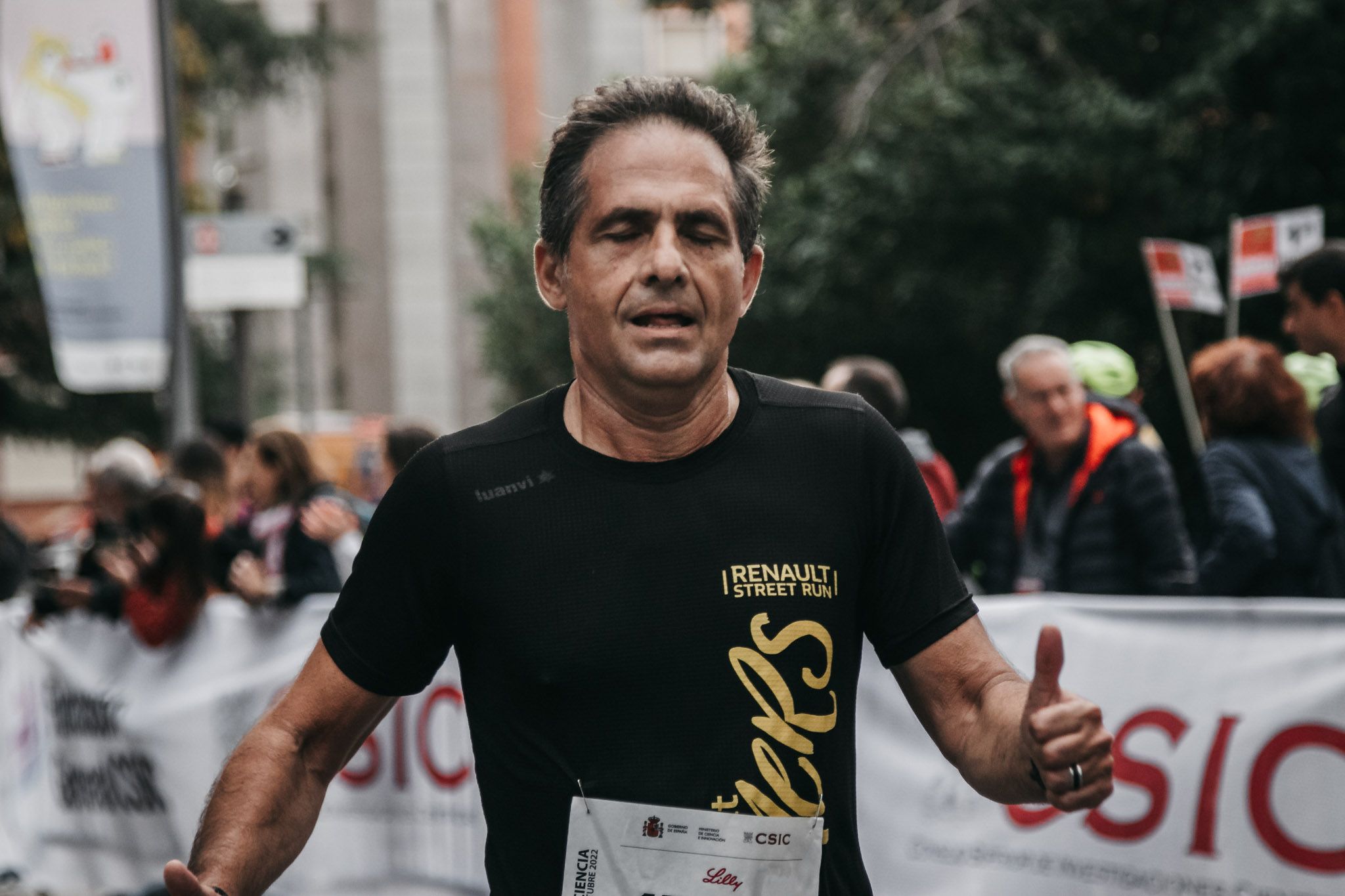 Todas las fotos de meta de la Carrera de la Ciencia 2022. (353)