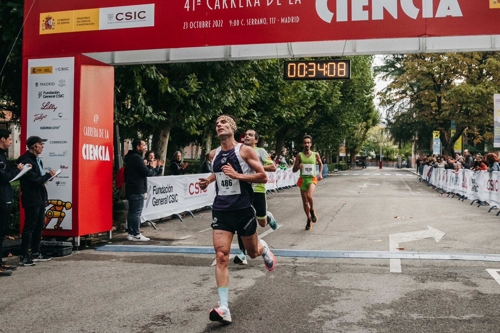 Todas las fotos de meta de la Carrera de la Ciencia 2022. (126)