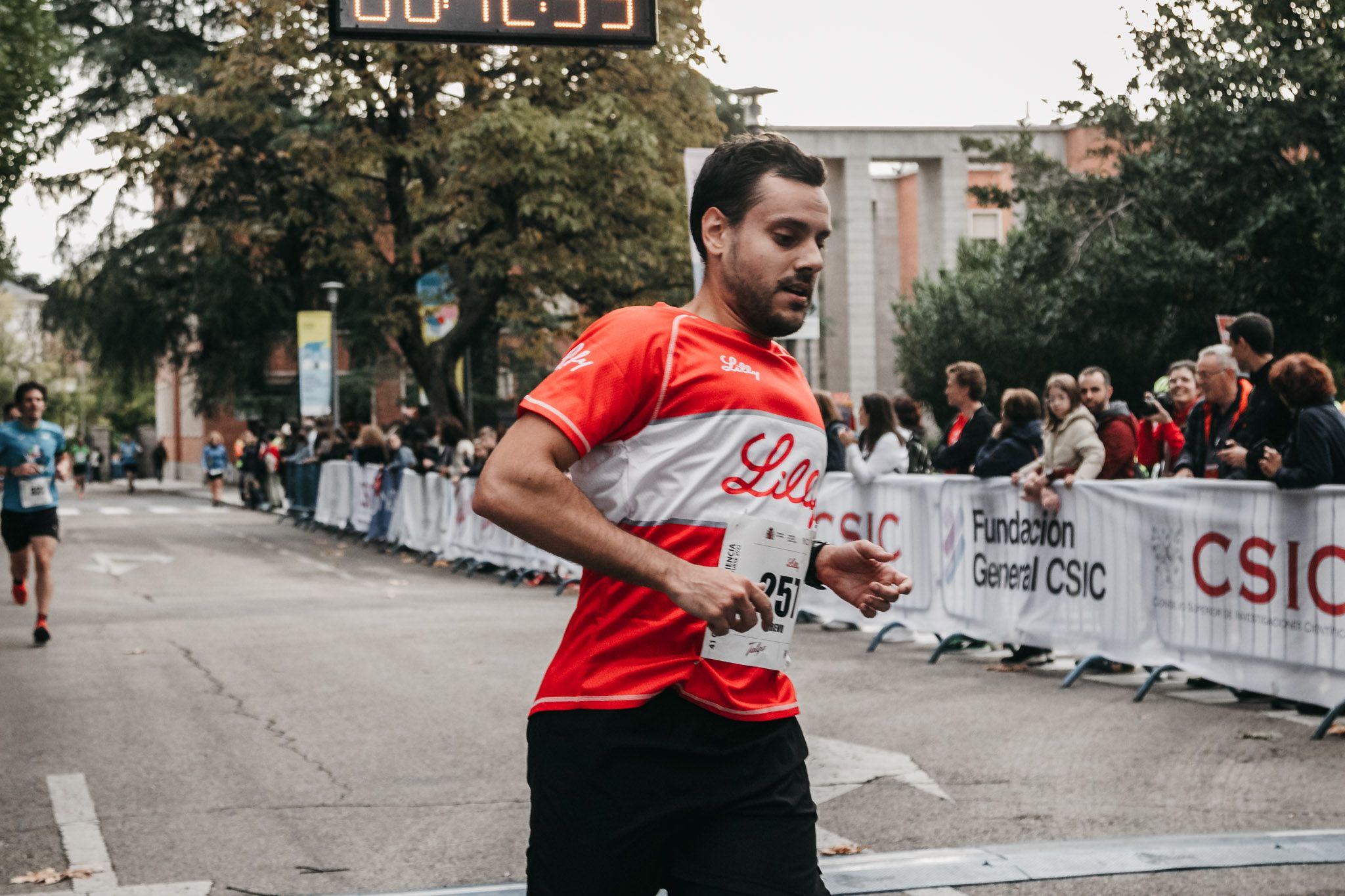 Todas las fotos de meta de la Carrera de la Ciencia 2022. (376)