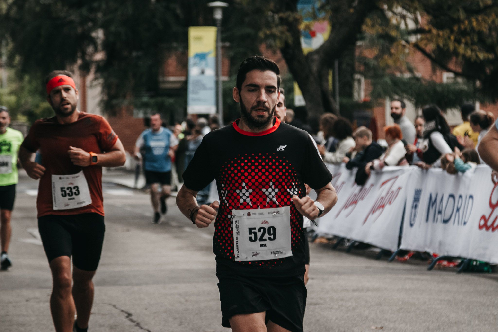 Todas las fotos de meta de la Carrera de la Ciencia 2022. (386)