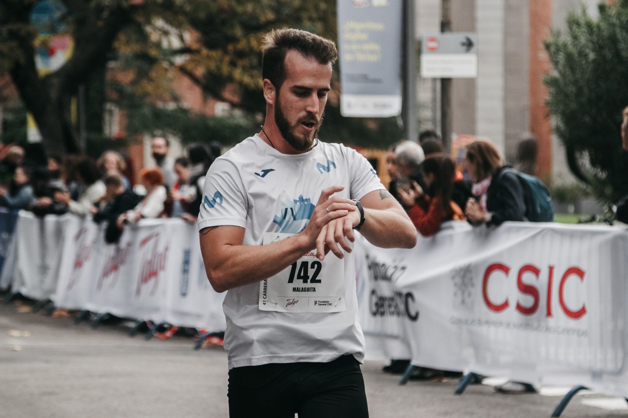 Todas las fotos de meta de la Carrera de la Ciencia 2022. (388)