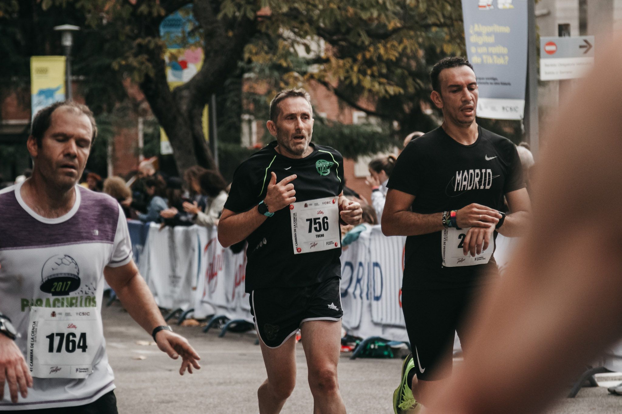Todas las fotos de meta de la Carrera de la Ciencia 2022. (394)