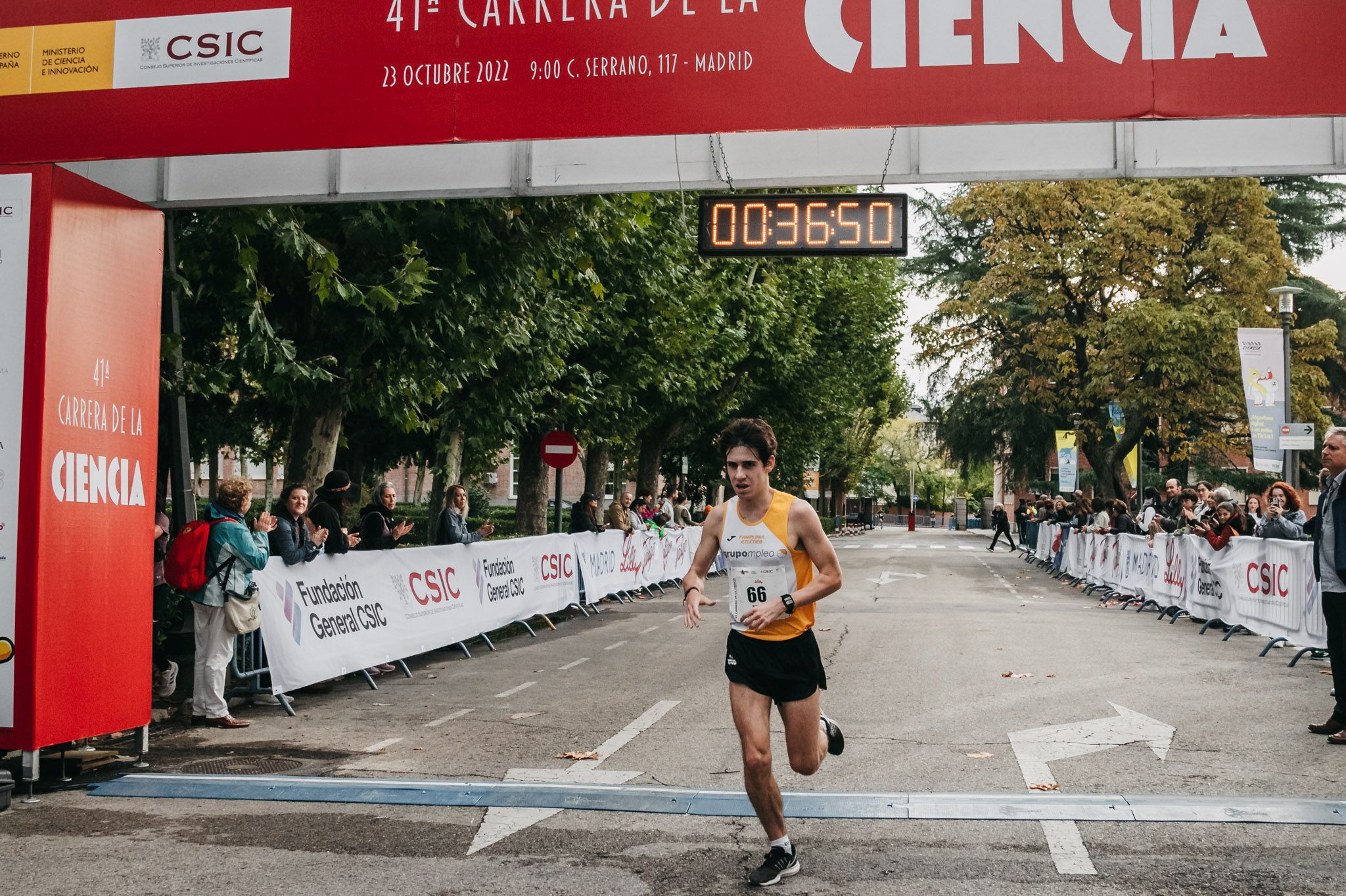 Todas las fotos de meta de la Carrera de la Ciencia 2022. (177)