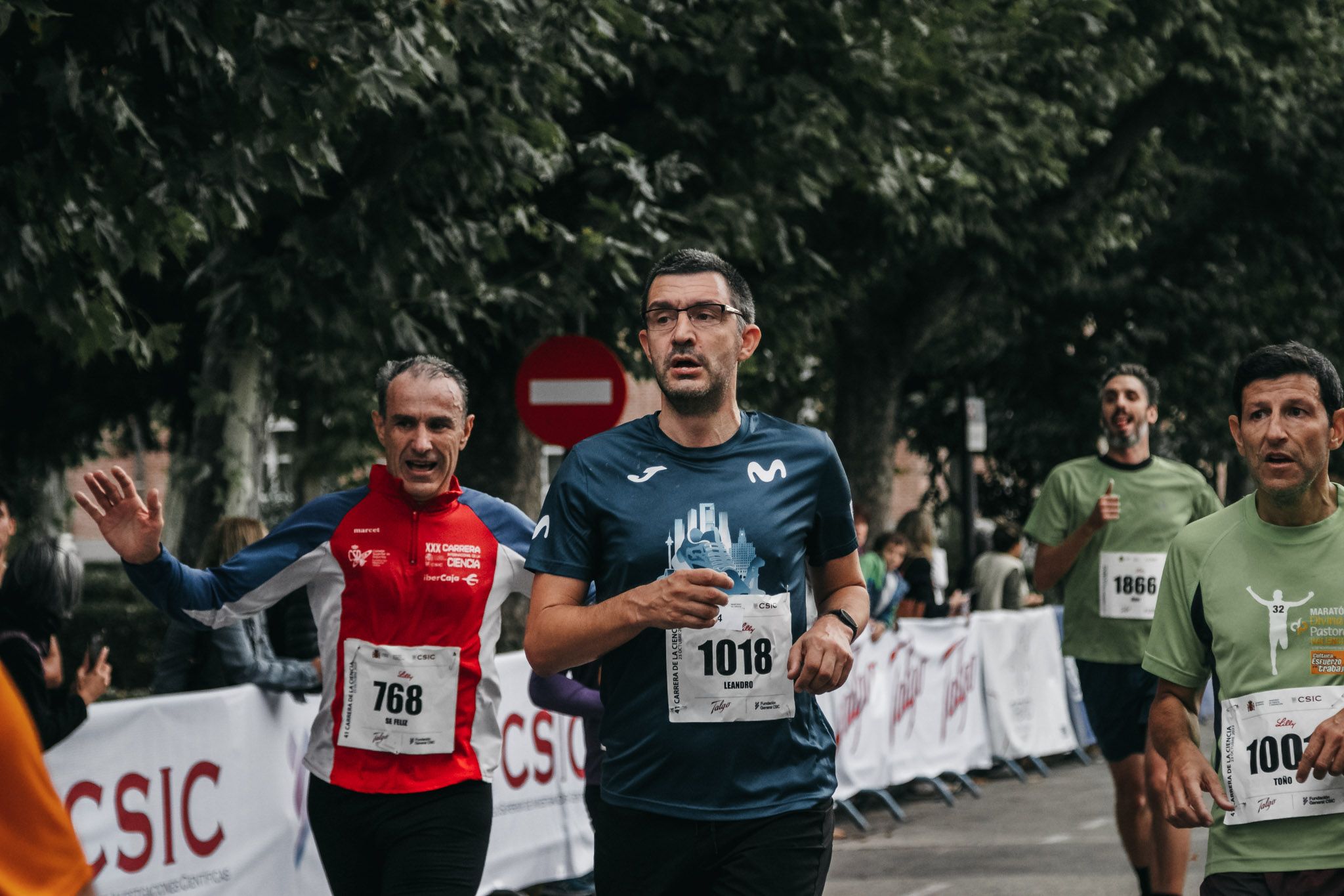 Todas las fotos de meta de la Carrera de la Ciencia 2022. (425)
