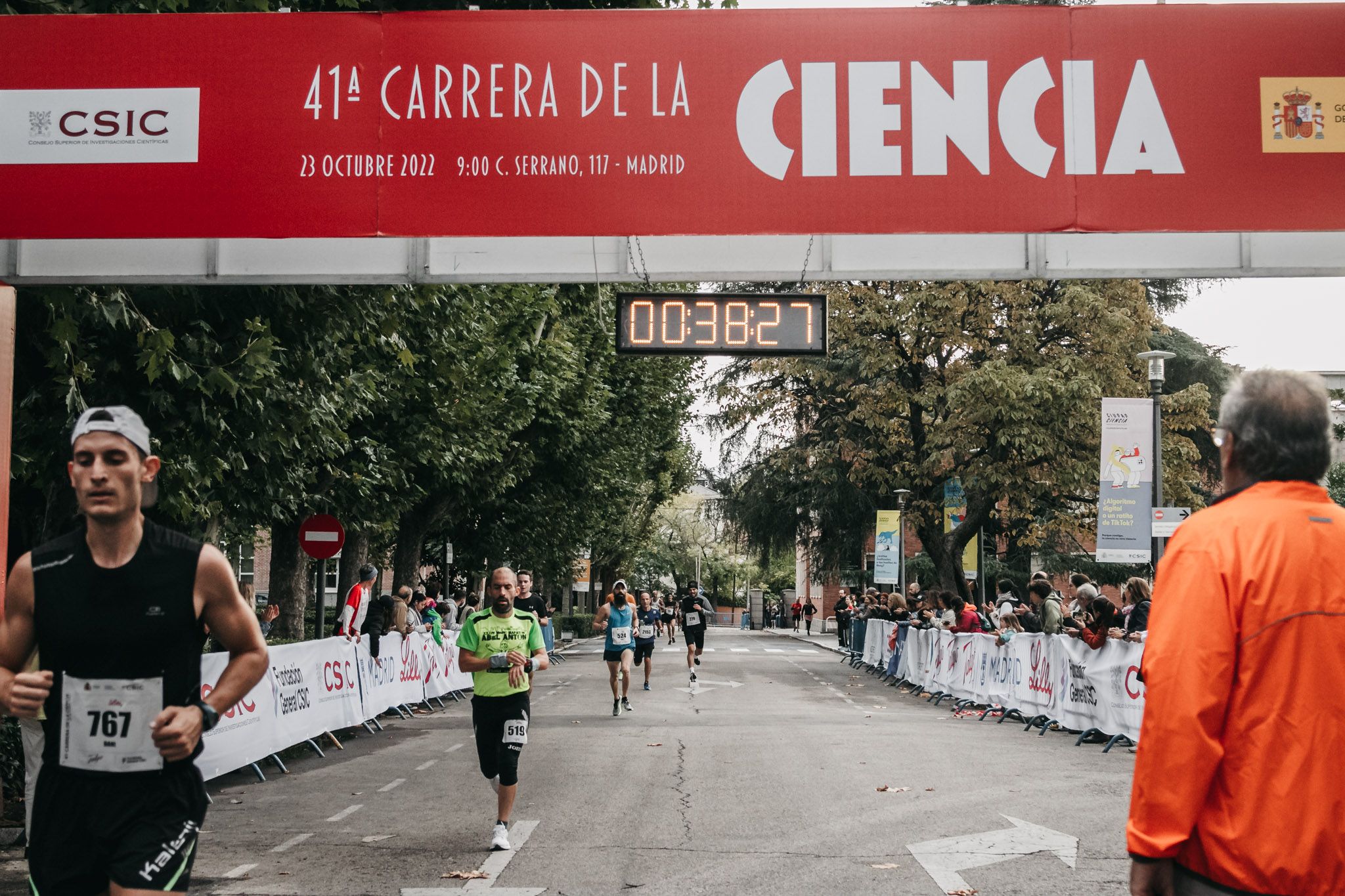 Todas las fotos de meta de la Carrera de la Ciencia 2022. (212)