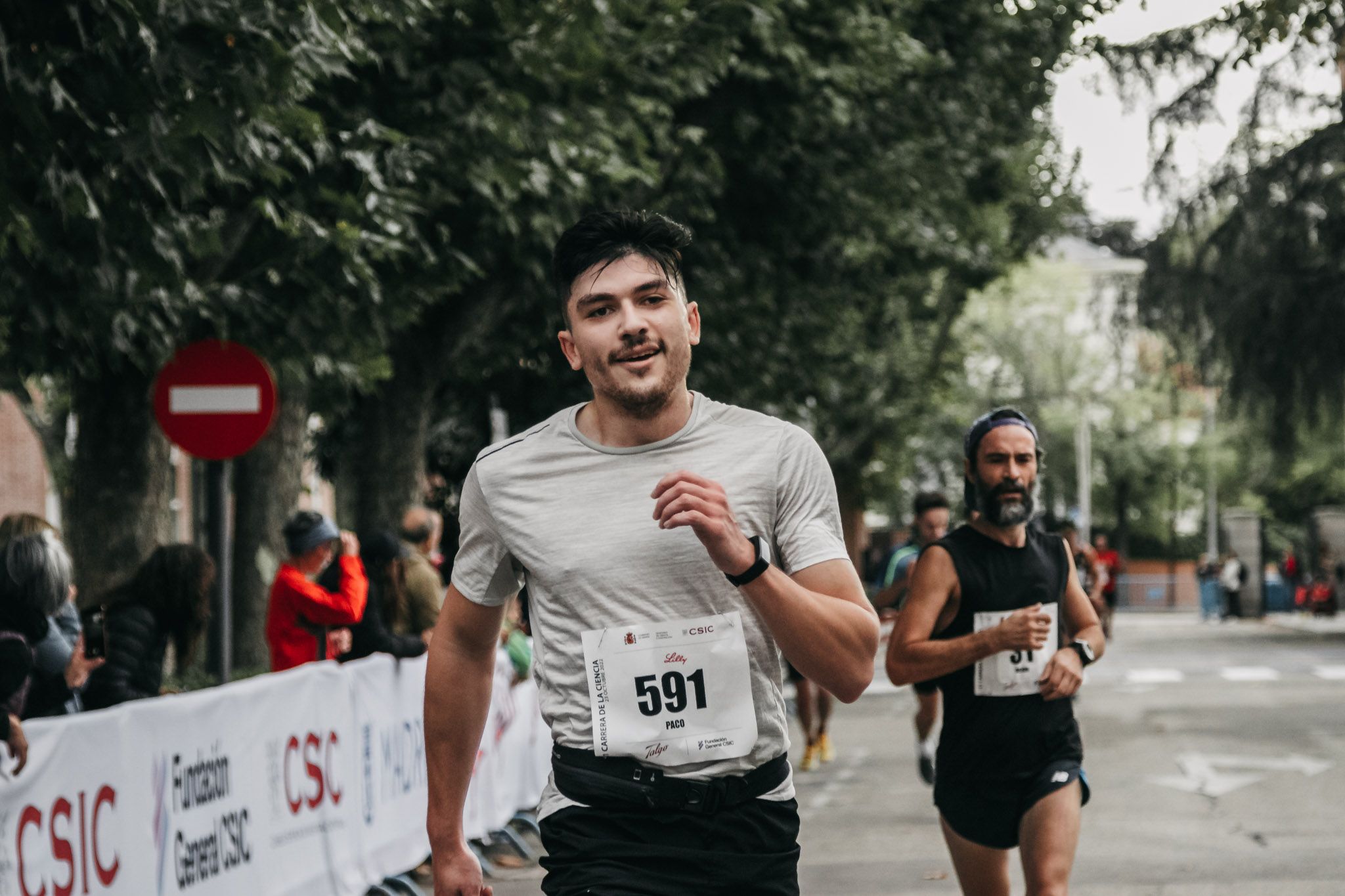 Todas las fotos de meta de la Carrera de la Ciencia 2022. (450)