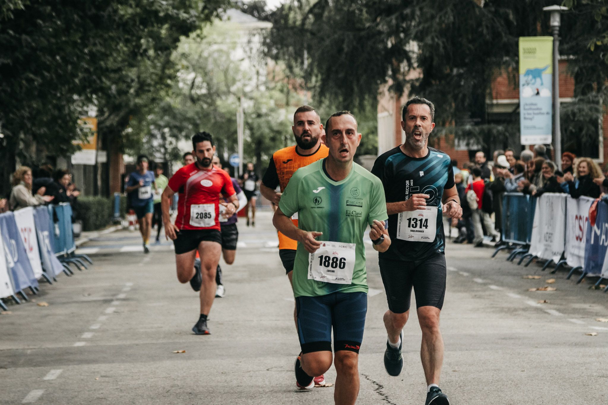 Todas las fotos de meta de la Carrera de la Ciencia 2022. (463)