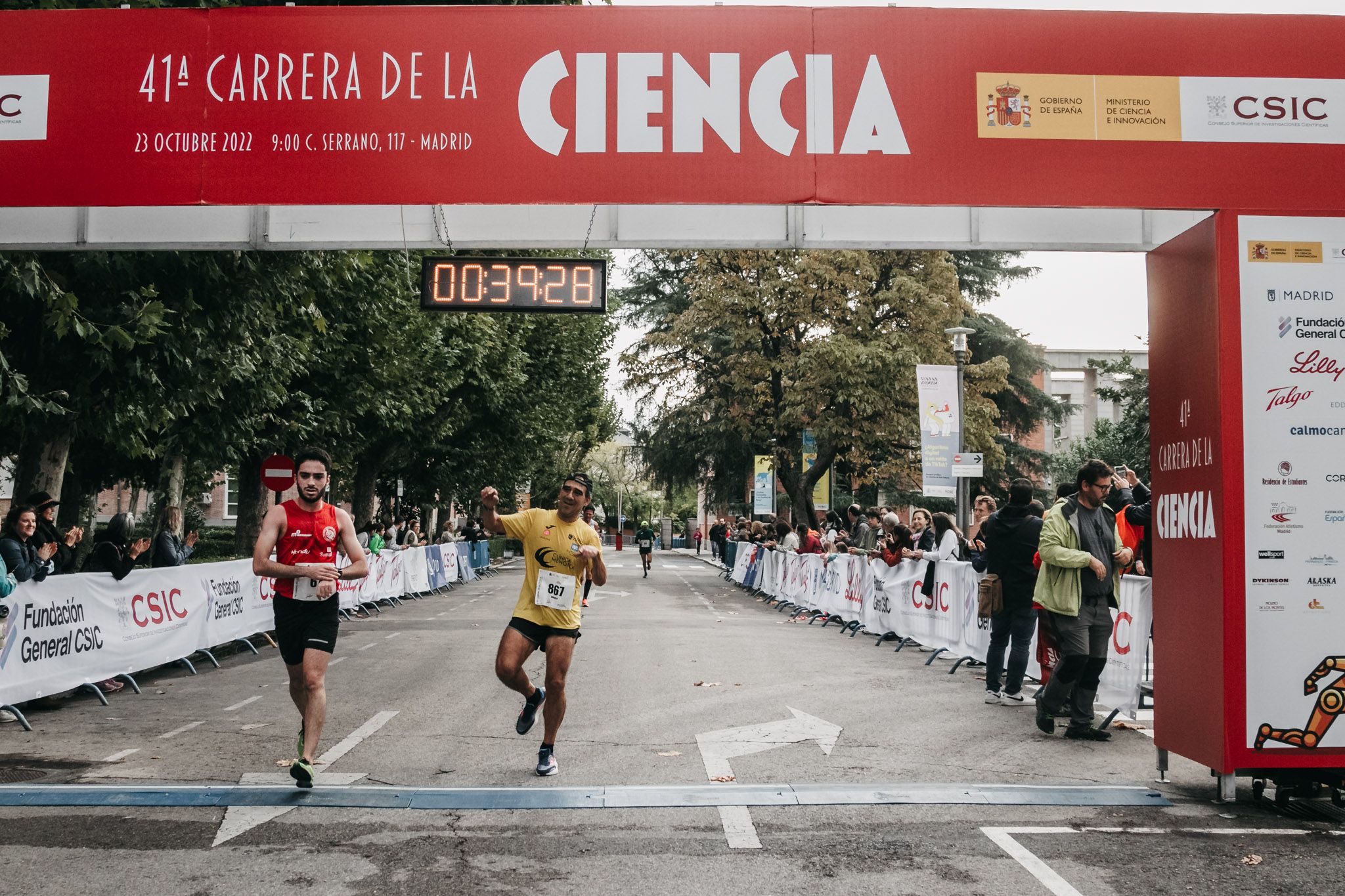 Todas las fotos de meta de la Carrera de la Ciencia 2022. (246)