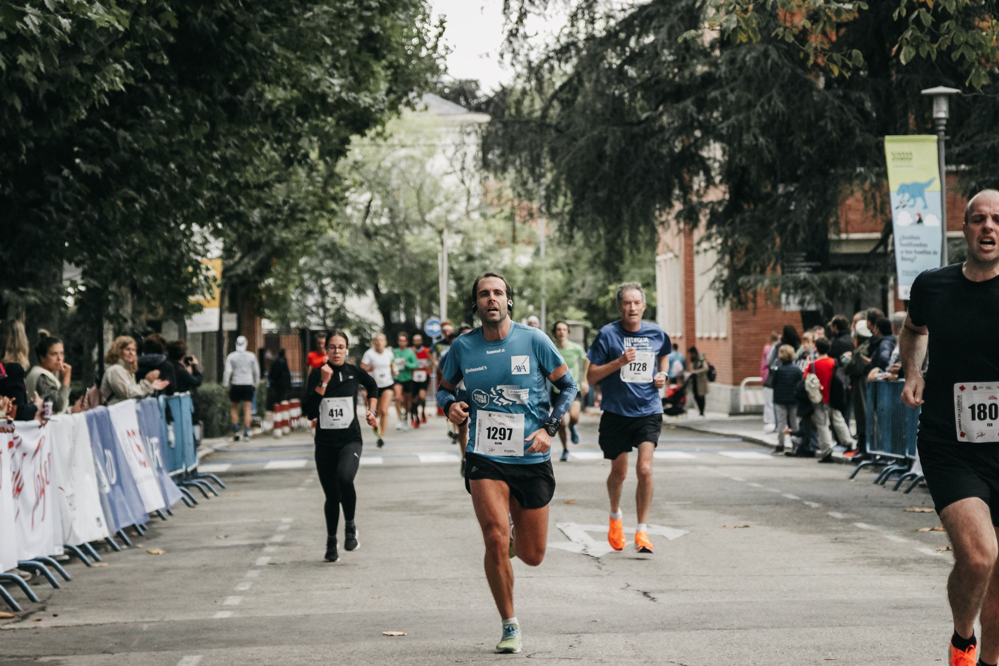 Todas las fotos de meta de la Carrera de la Ciencia 2022. (479)