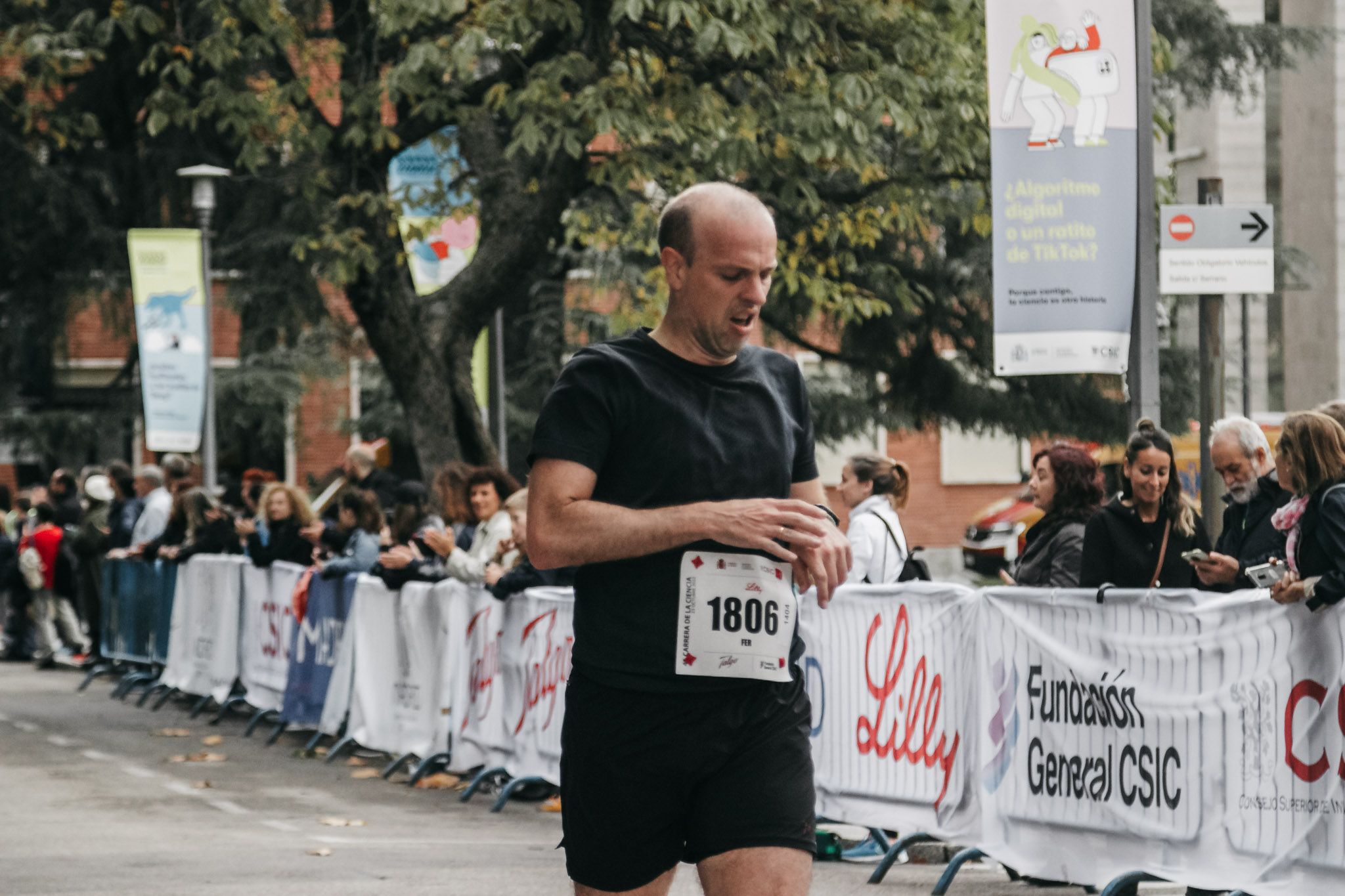 Todas las fotos de meta de la Carrera de la Ciencia 2022. (480)