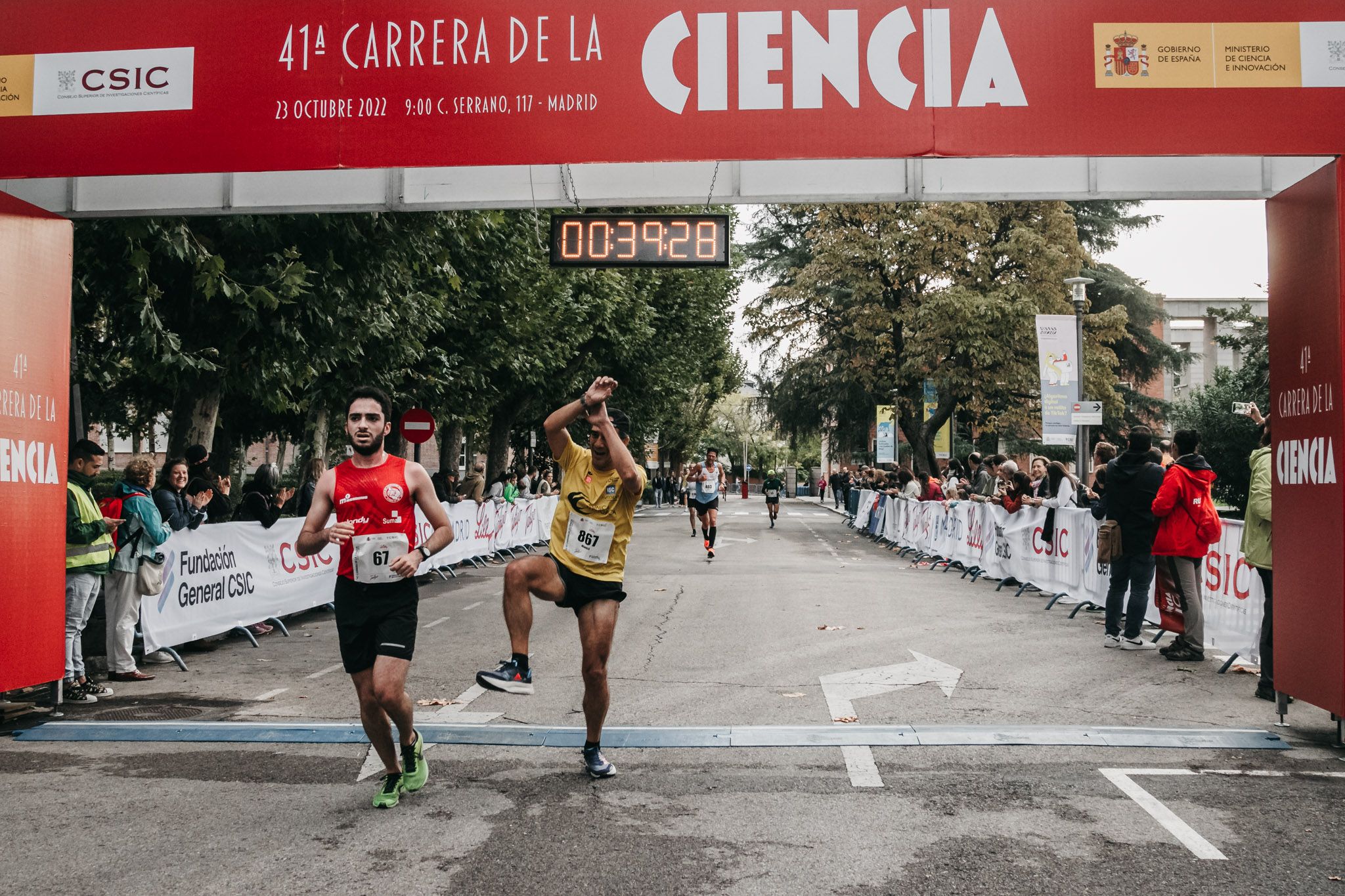 Todas las fotos de meta de la Carrera de la Ciencia 2022. (248)