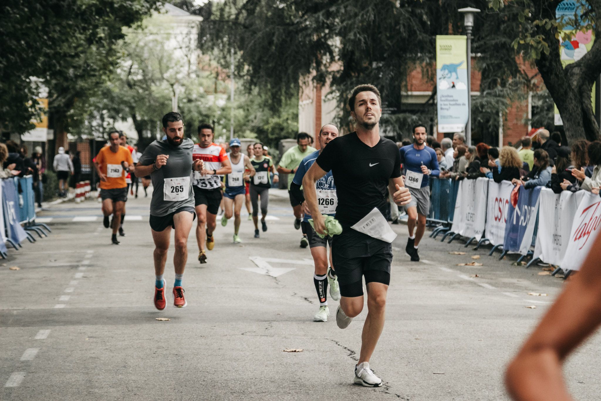 Todas las fotos de meta de la Carrera de la Ciencia 2022. (494)
