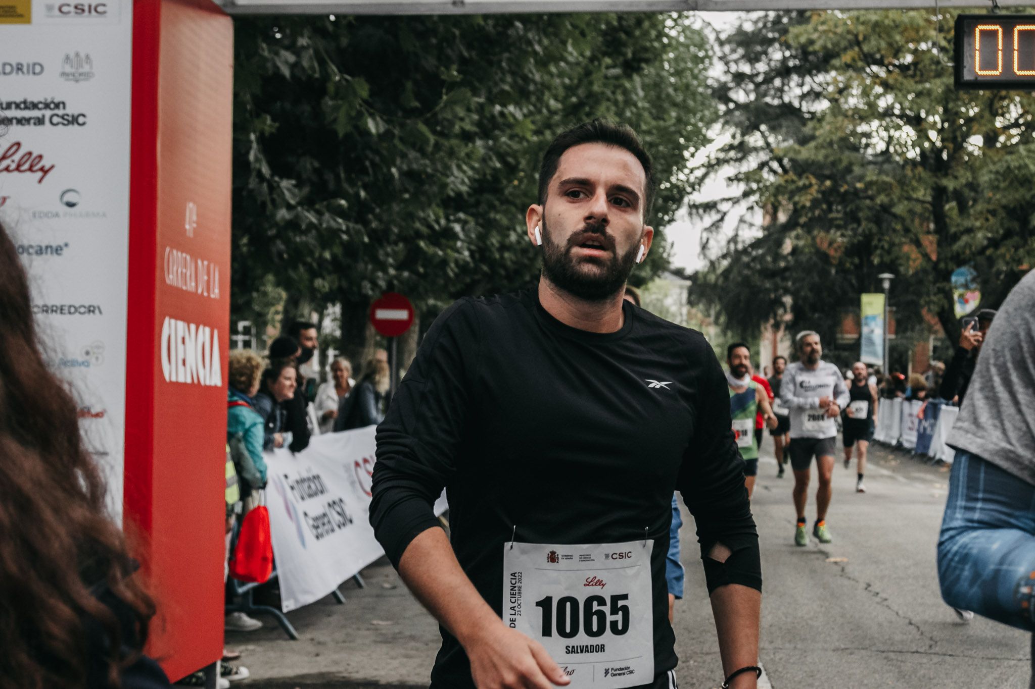 Todas las fotos de meta de la Carrera de la Ciencia 2022. (539)
