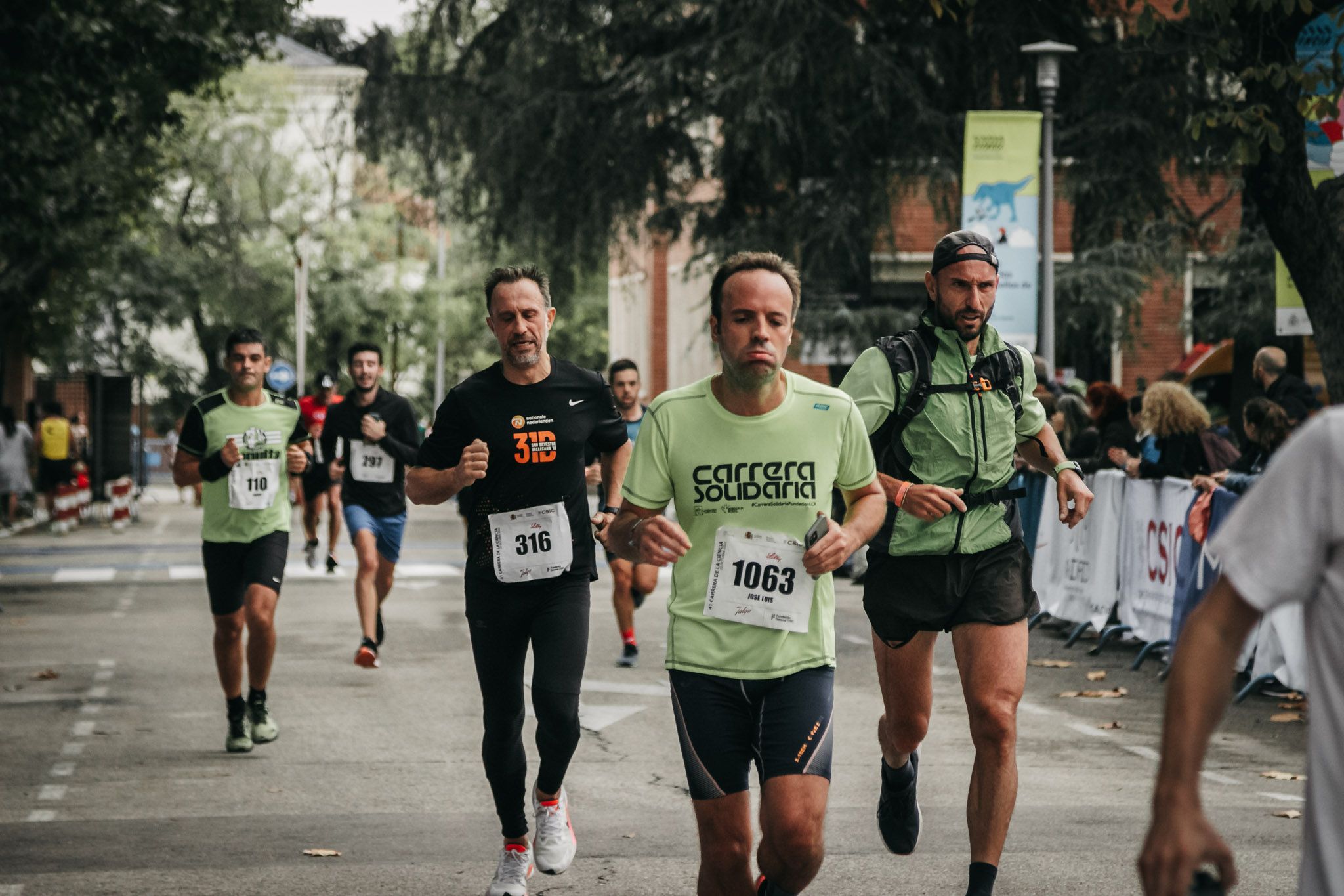 Todas las fotos de meta de la Carrera de la Ciencia 2022. (545)