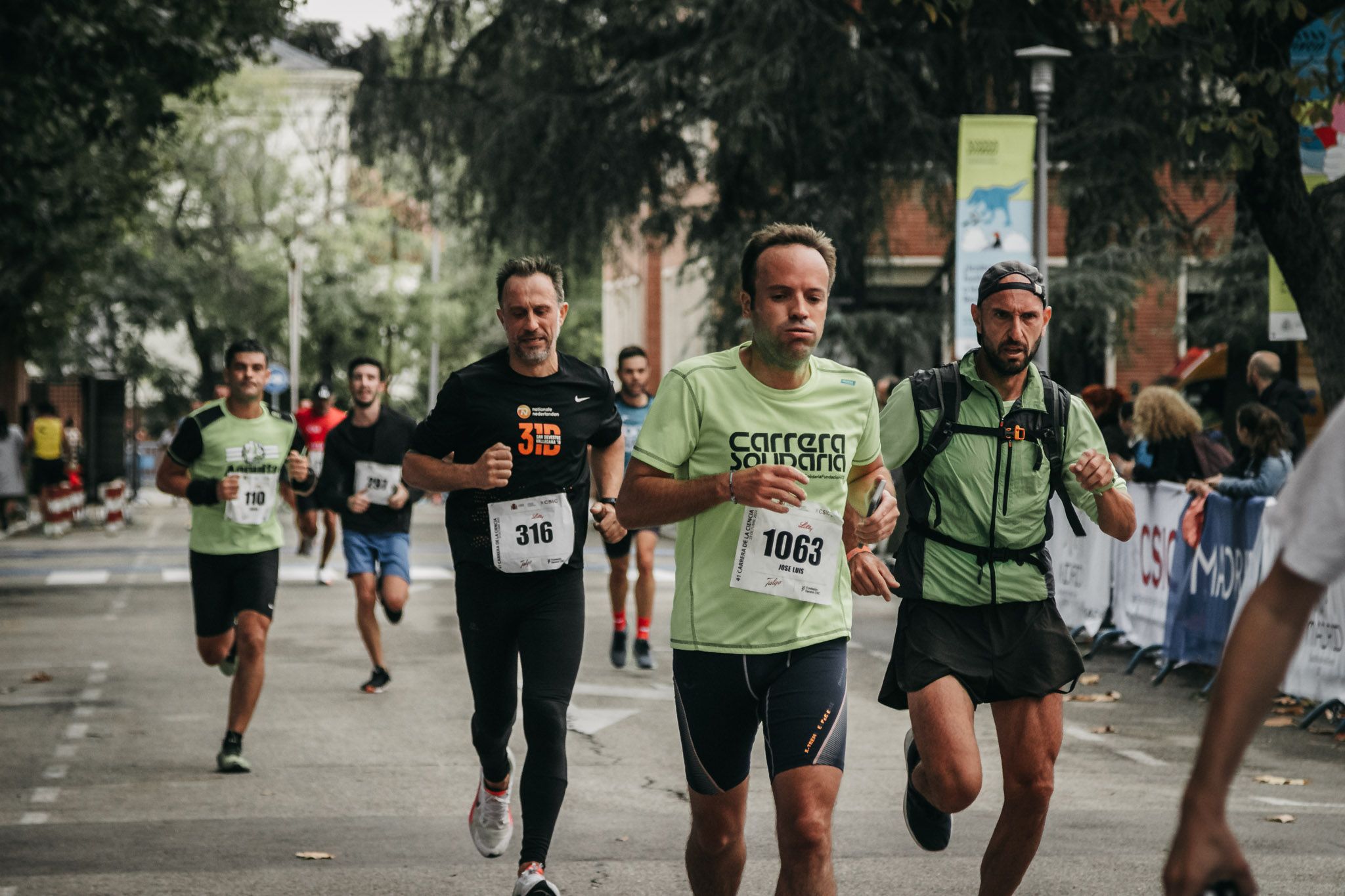 Todas las fotos de meta de la Carrera de la Ciencia 2022. (546)