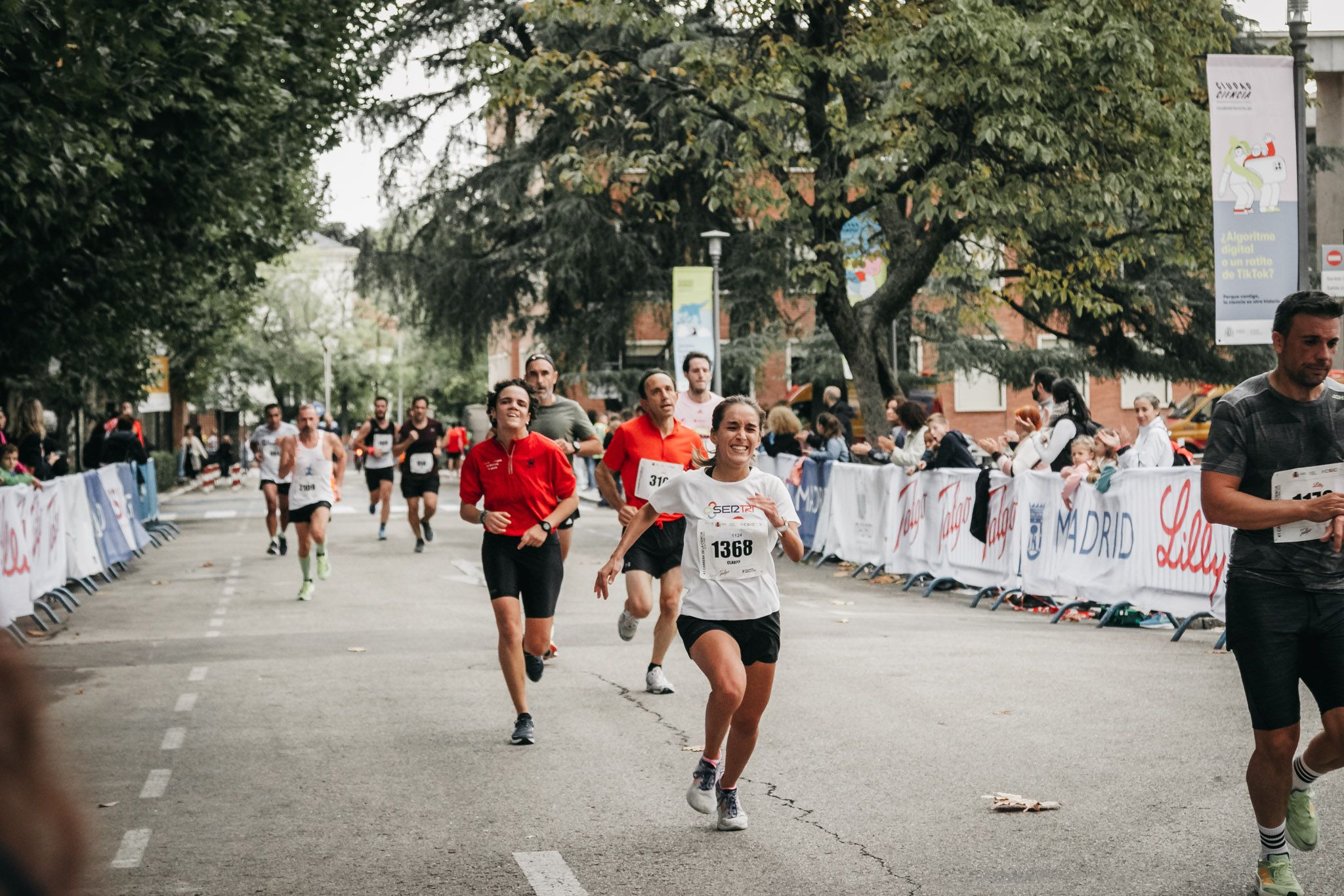 Todas las fotos de meta de la Carrera de la Ciencia 2022. (557)