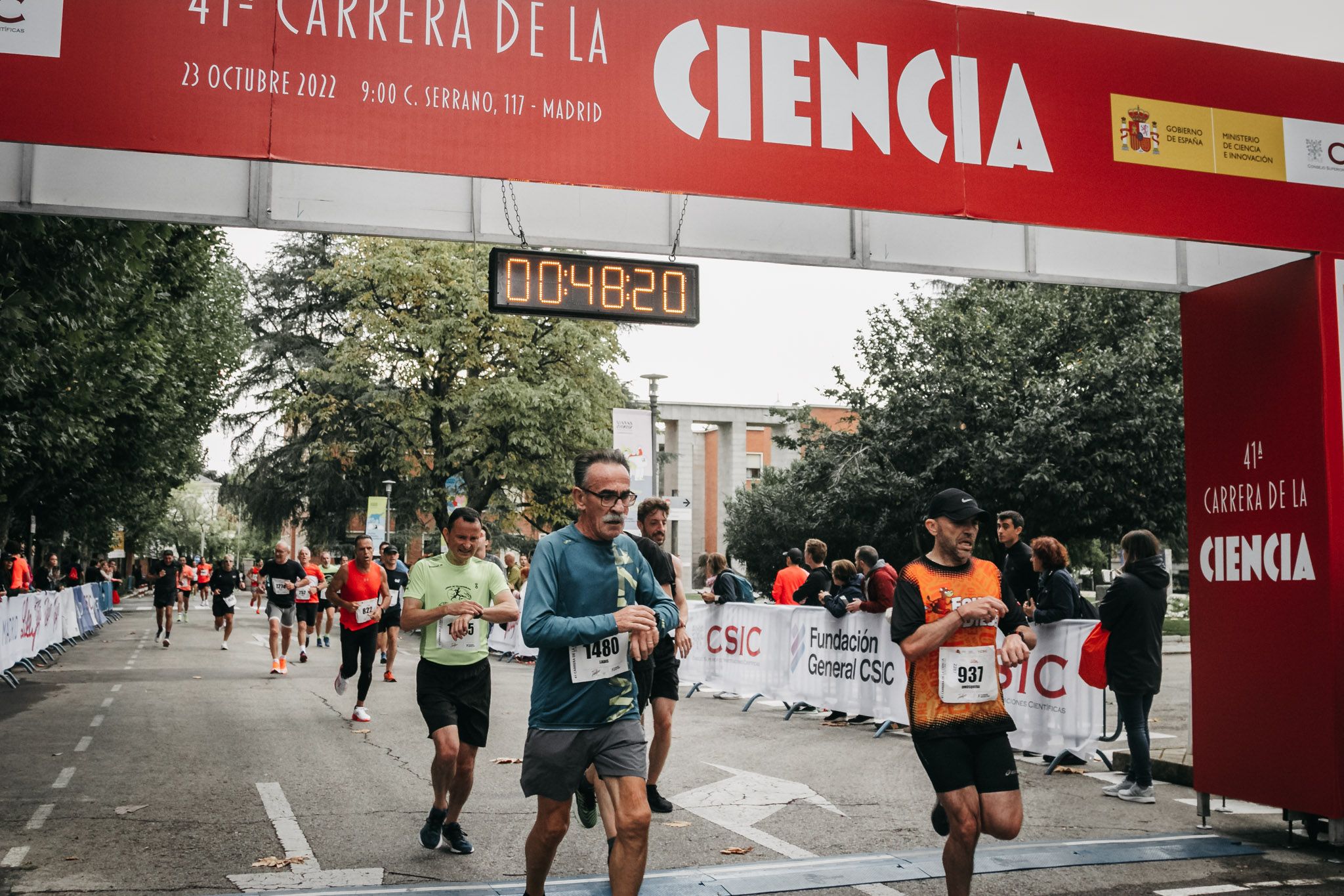 Todas las fotos de meta de la Carrera de la Ciencia 2022. (581)