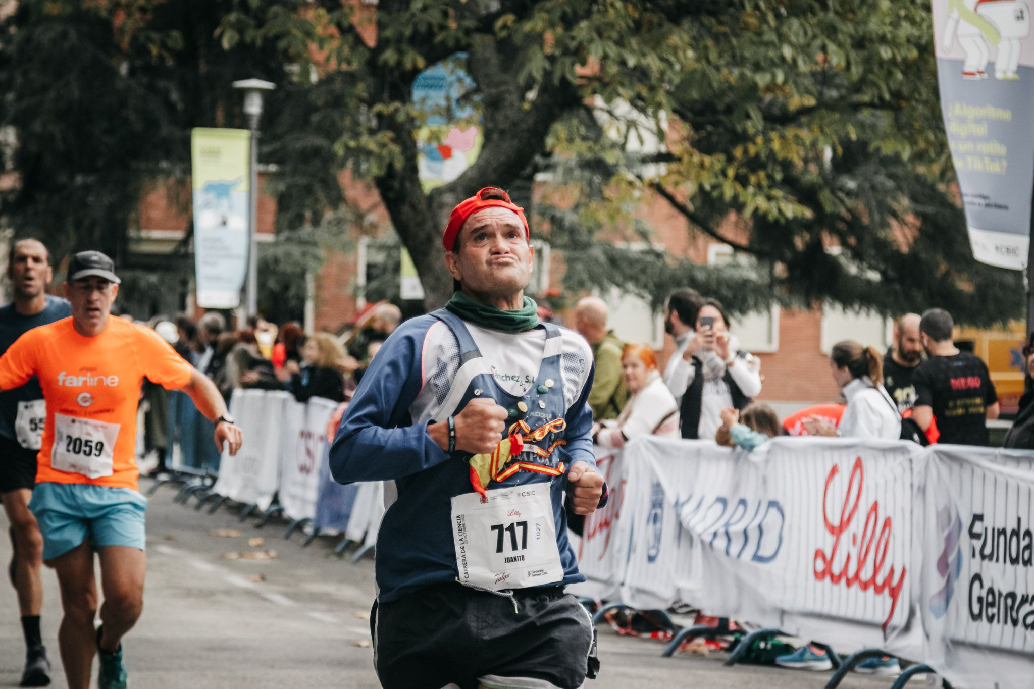 Todas las fotos de meta de la Carrera de la Ciencia 2022. (594)