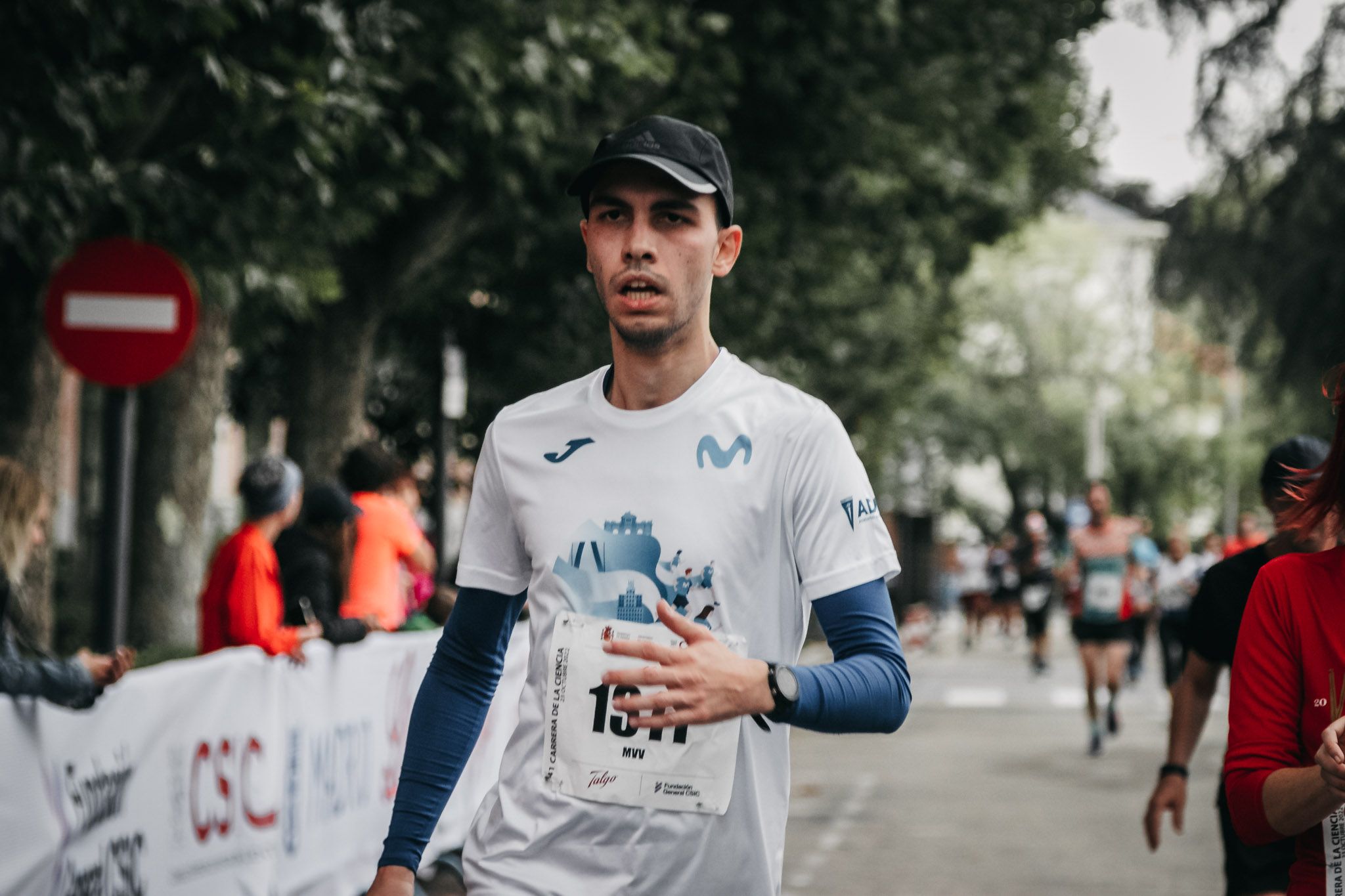 Todas las fotos de meta de la Carrera de la Ciencia 2022. (597)