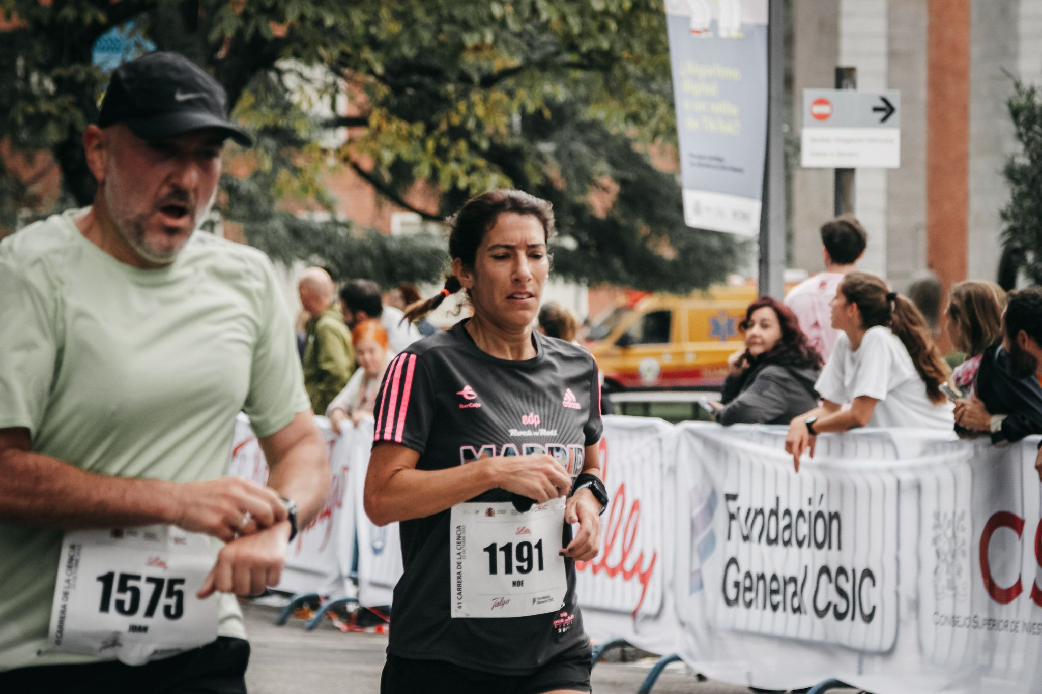 Todas las fotos de meta de la Carrera de la Ciencia 2022. (624)