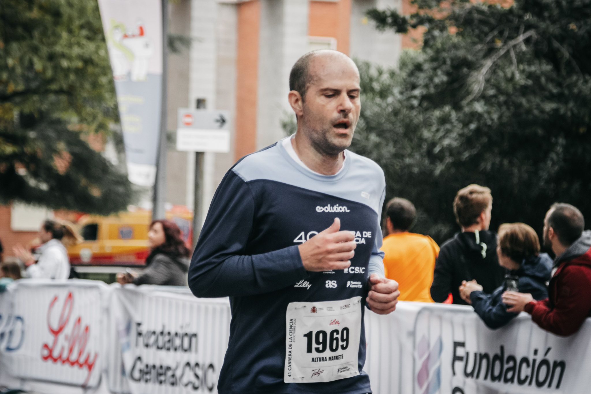 Todas las fotos de meta de la Carrera de la Ciencia 2022. (635)