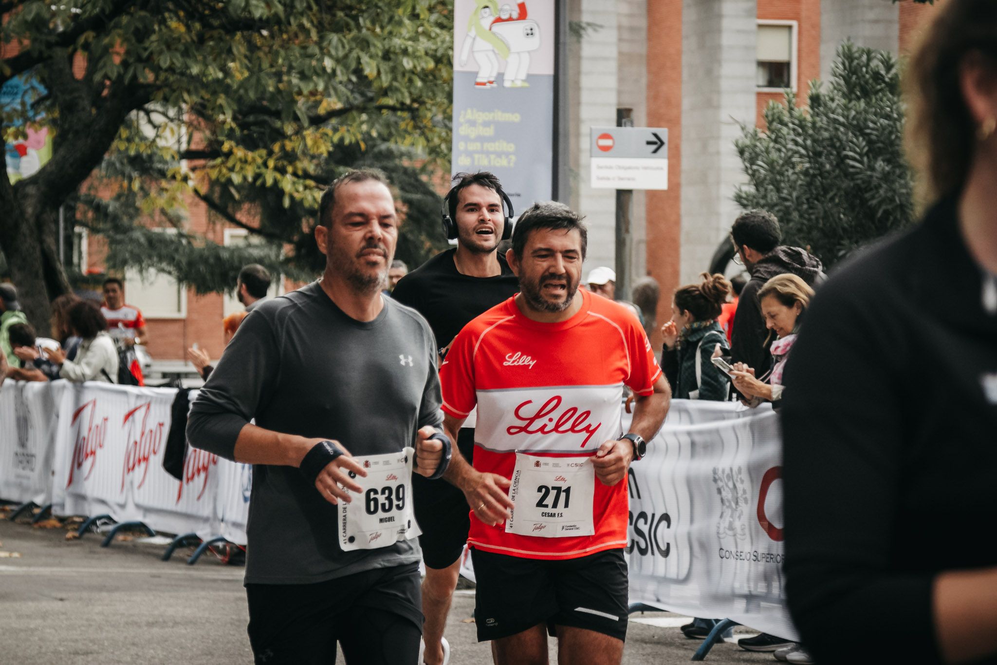 Todas las fotos de meta de la Carrera de la Ciencia 2022. (843)