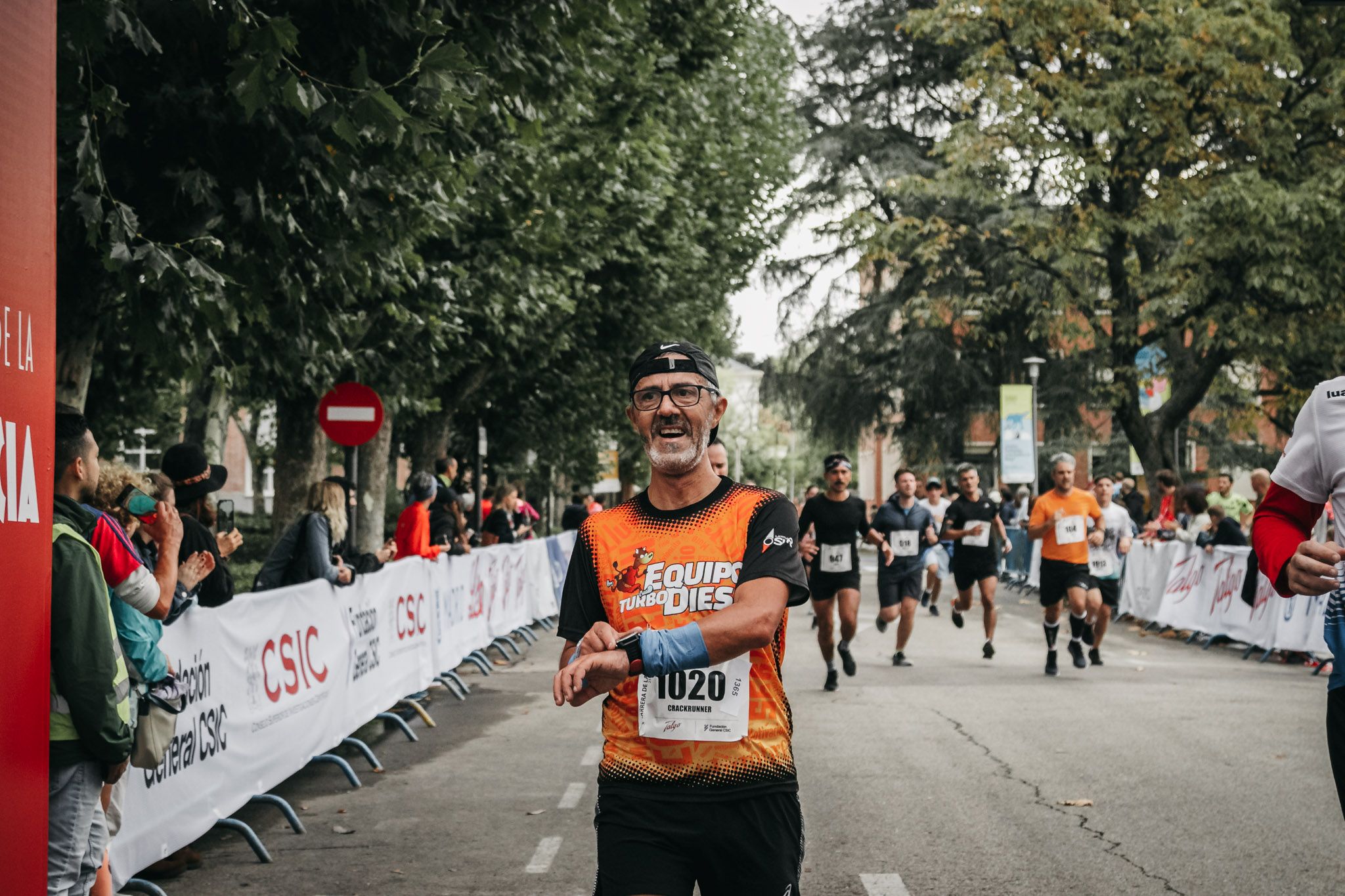 Todas las fotos de meta de la Carrera de la Ciencia 2022. (660)