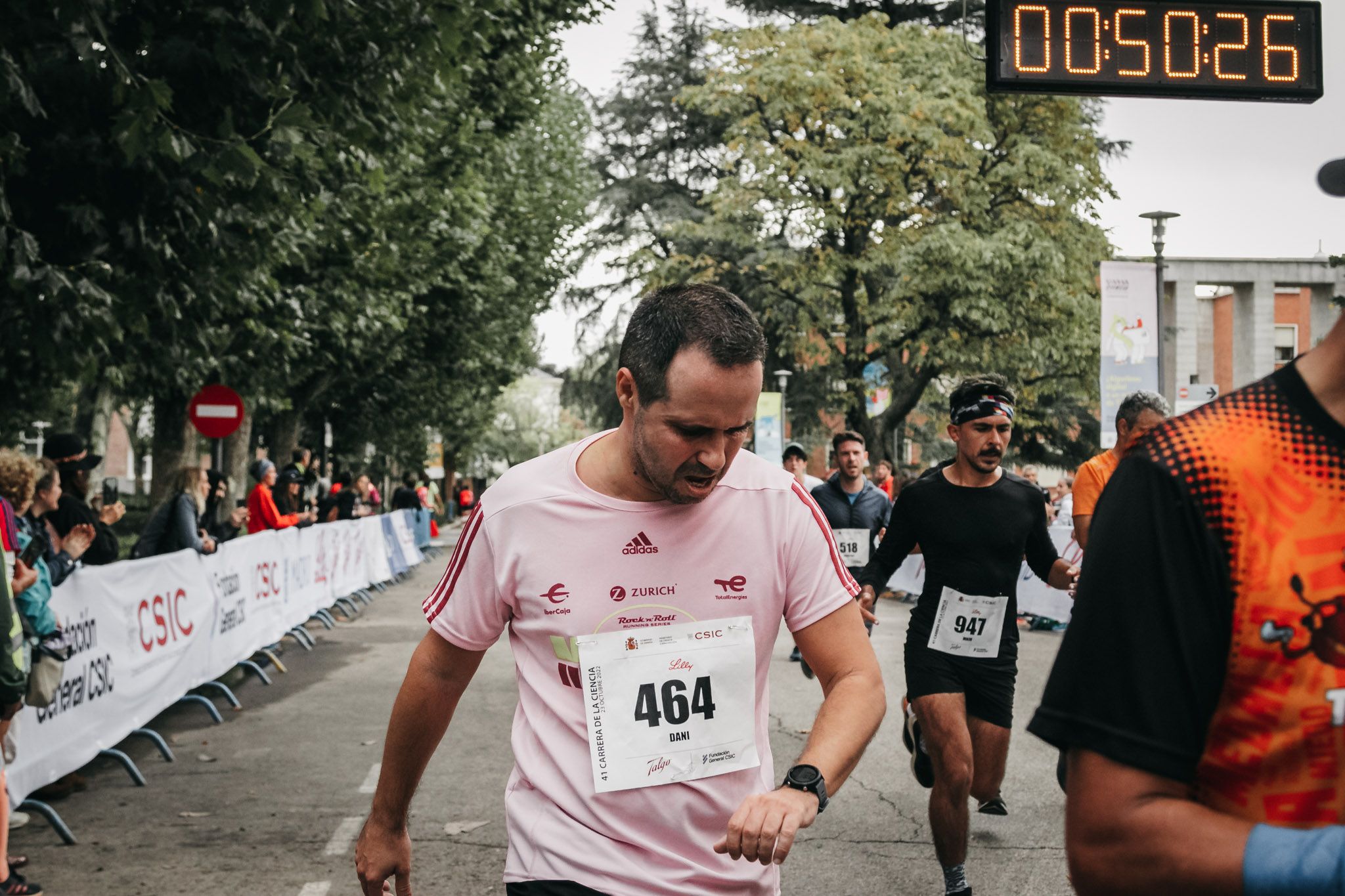 Todas las fotos de meta de la Carrera de la Ciencia 2022. (662)