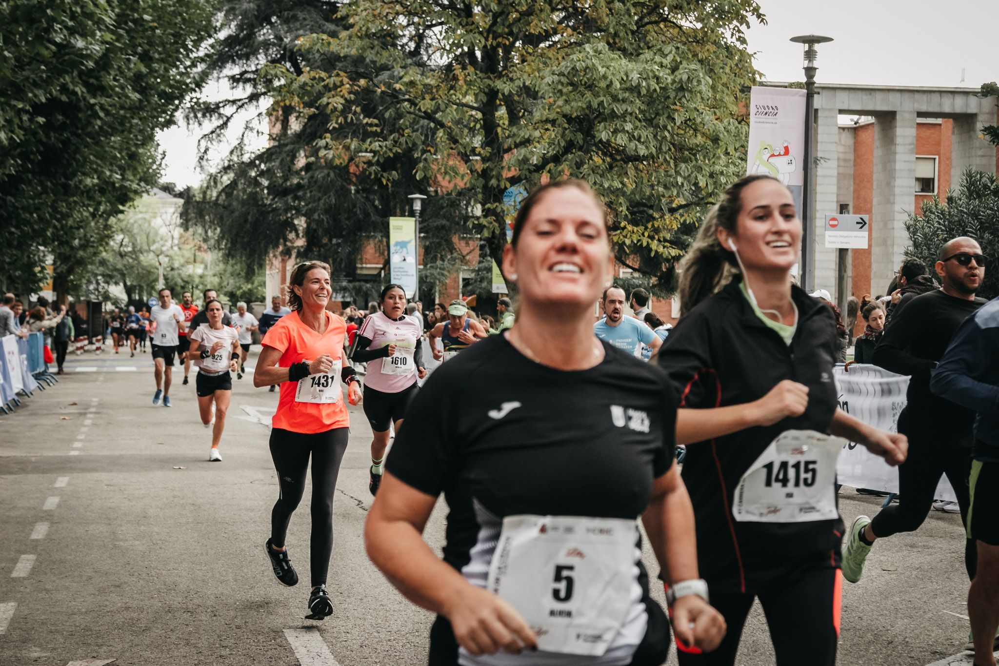 Todas las fotos de meta de la Carrera de la Ciencia 2022. (864)